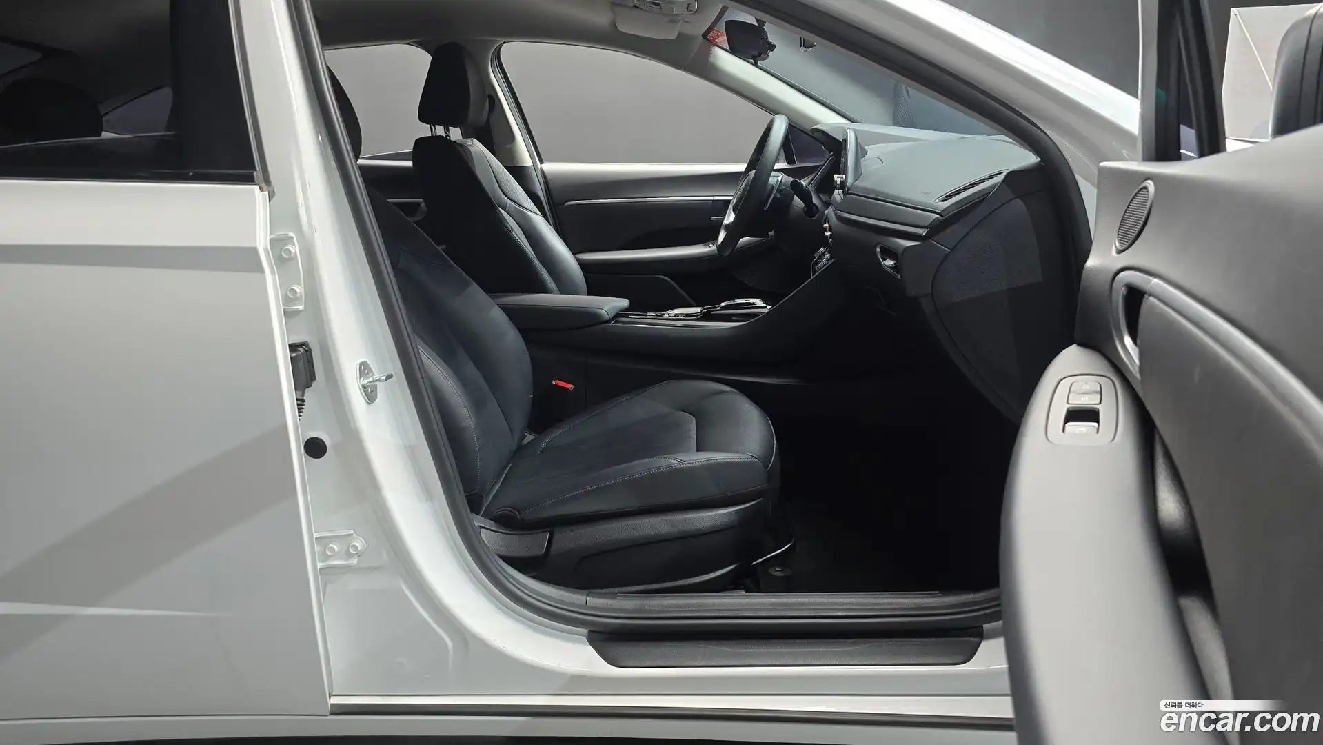 Sonata Hyundai 2021.8-INNER-036