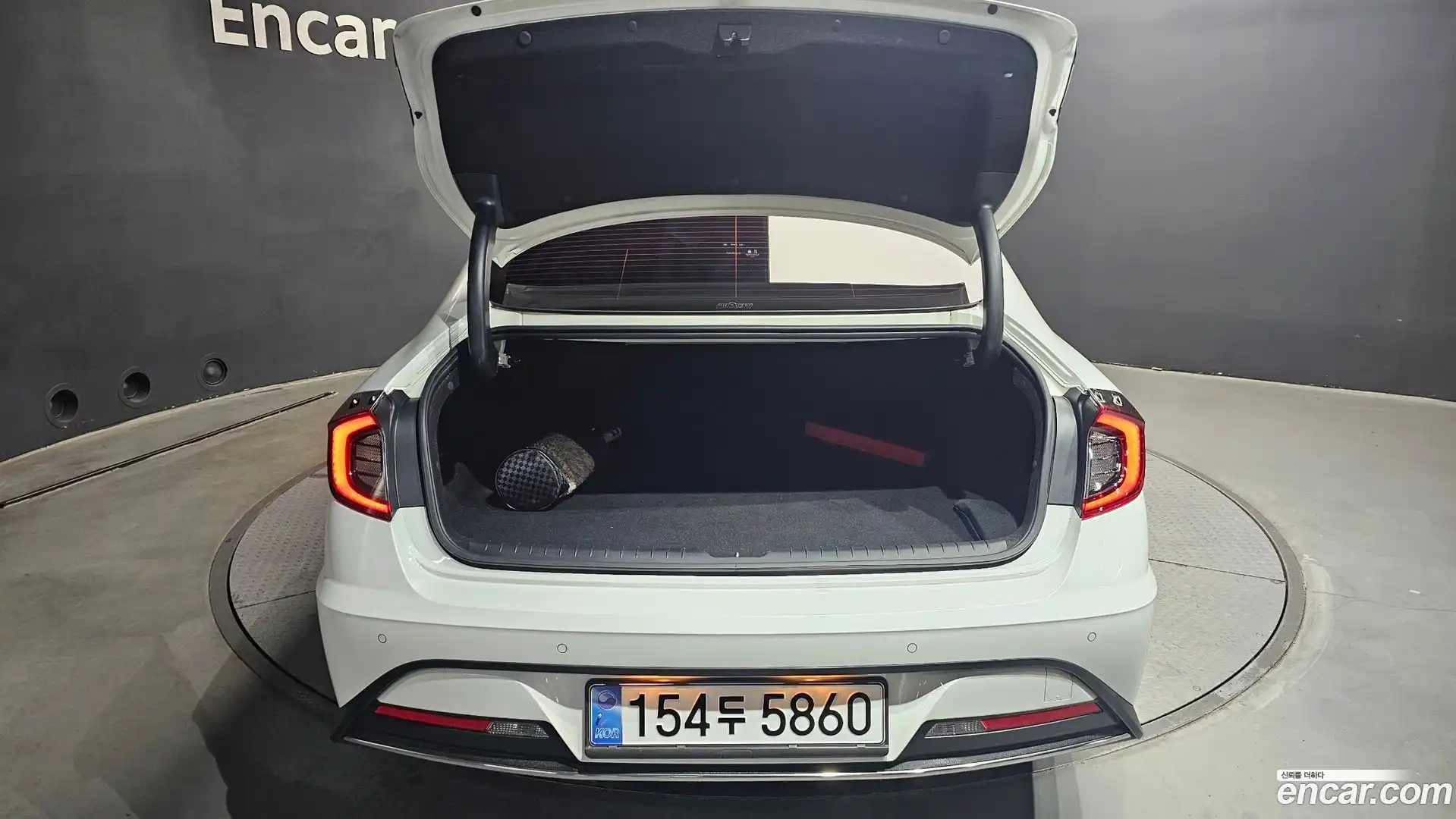 Sonata Hyundai 2021.8-OPTION-043