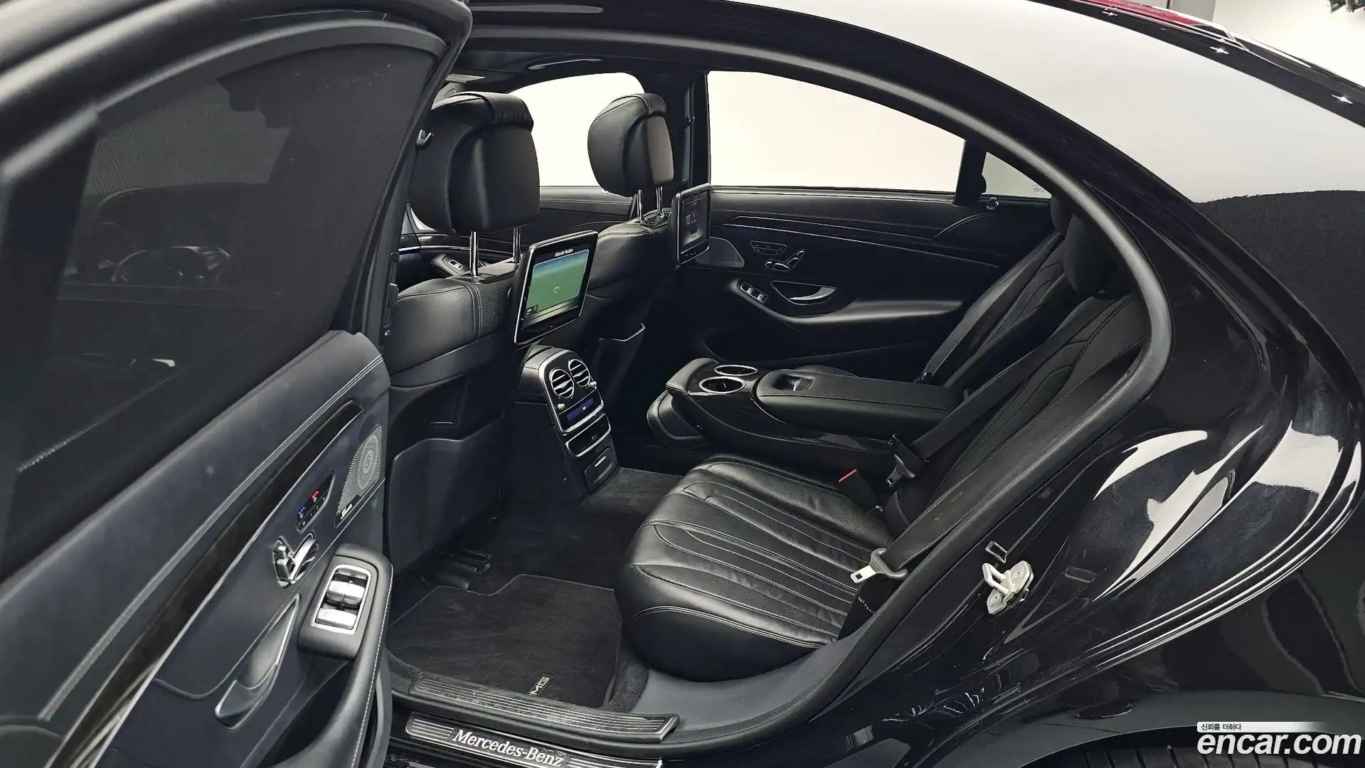 S-Class Mercedes-Benz 2017.10-OPTION-016