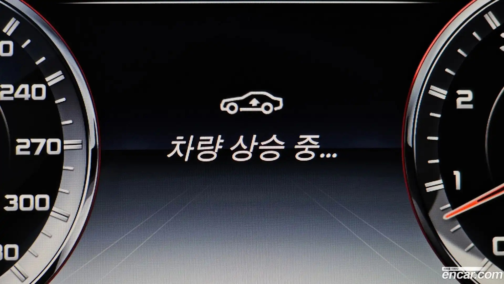 S-Class Mercedes-Benz 2017.10-OPTION-043
