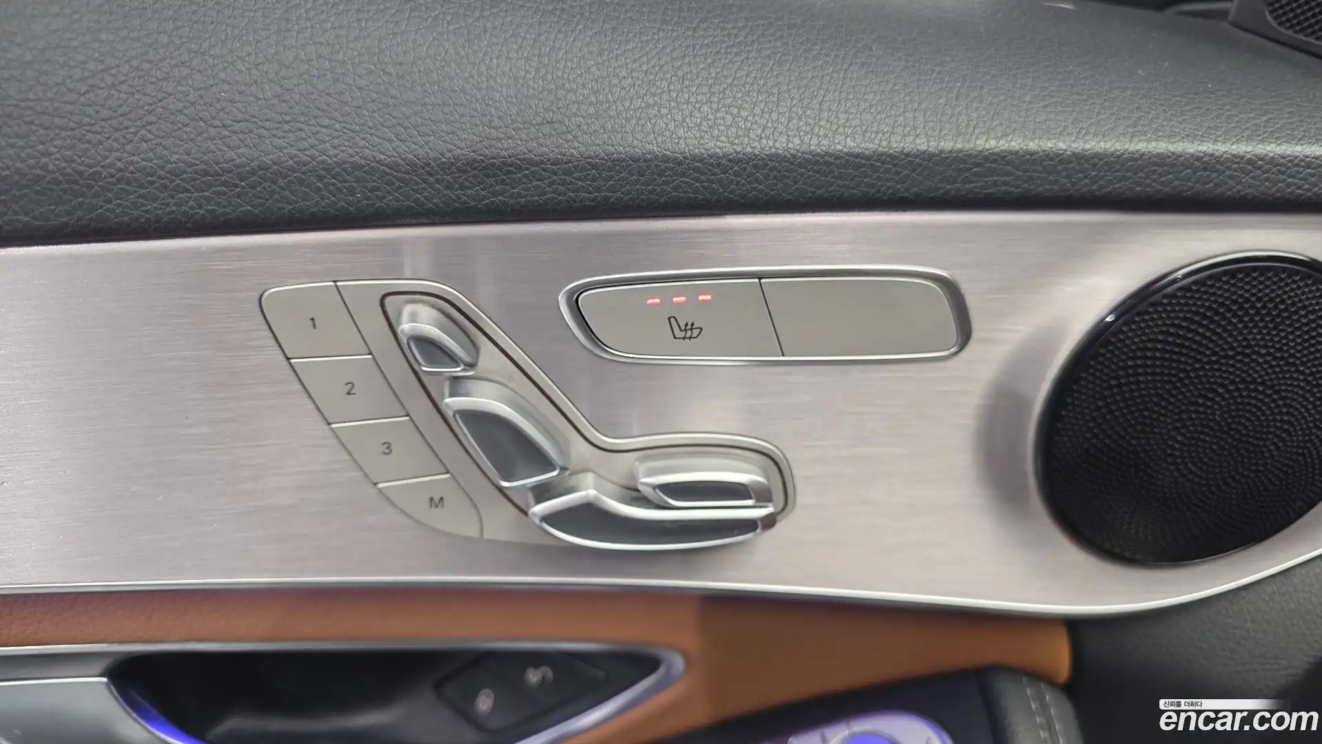 C-Class Mercedes-Benz 2021.5-OPTION-040