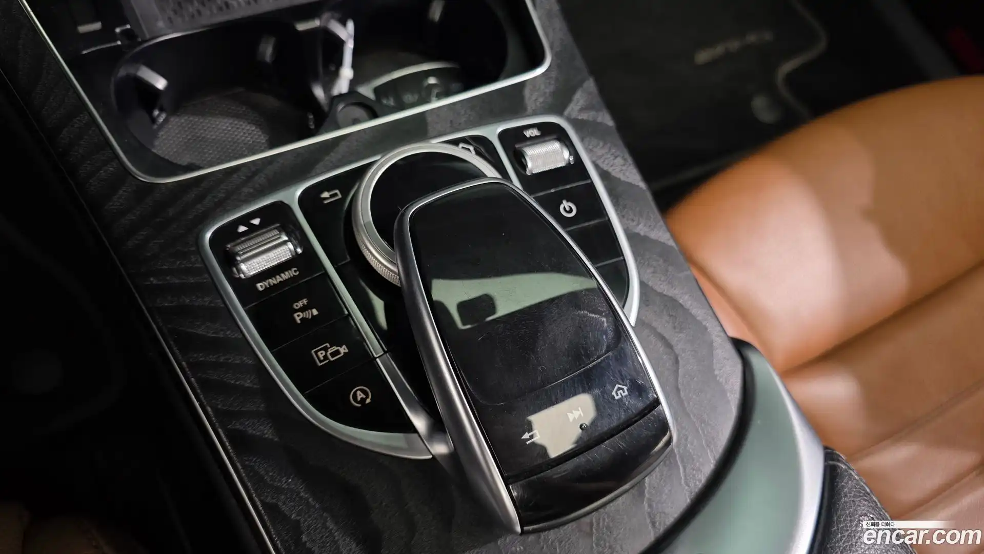 C-Class Mercedes-Benz 2021.5-OPTION-042