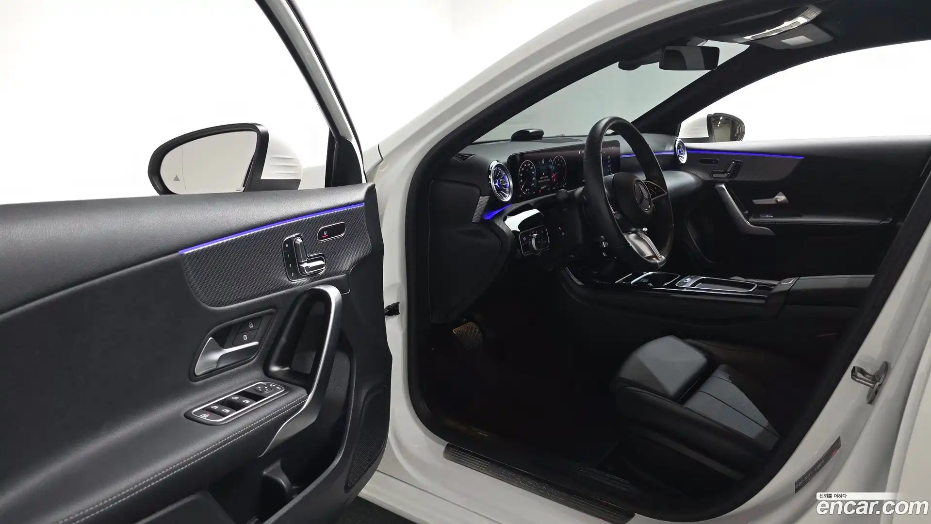 A-Class Mercedes-Benz 2024.10-INNER-010