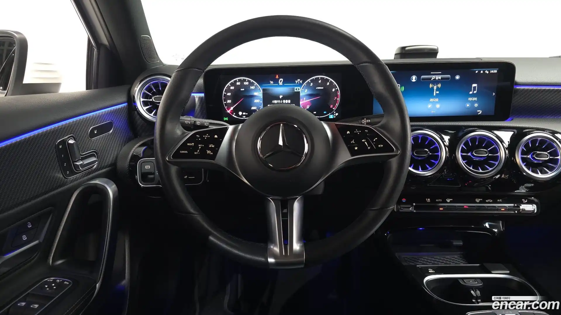 A-Class Mercedes-Benz 2024.10-OPTION-016