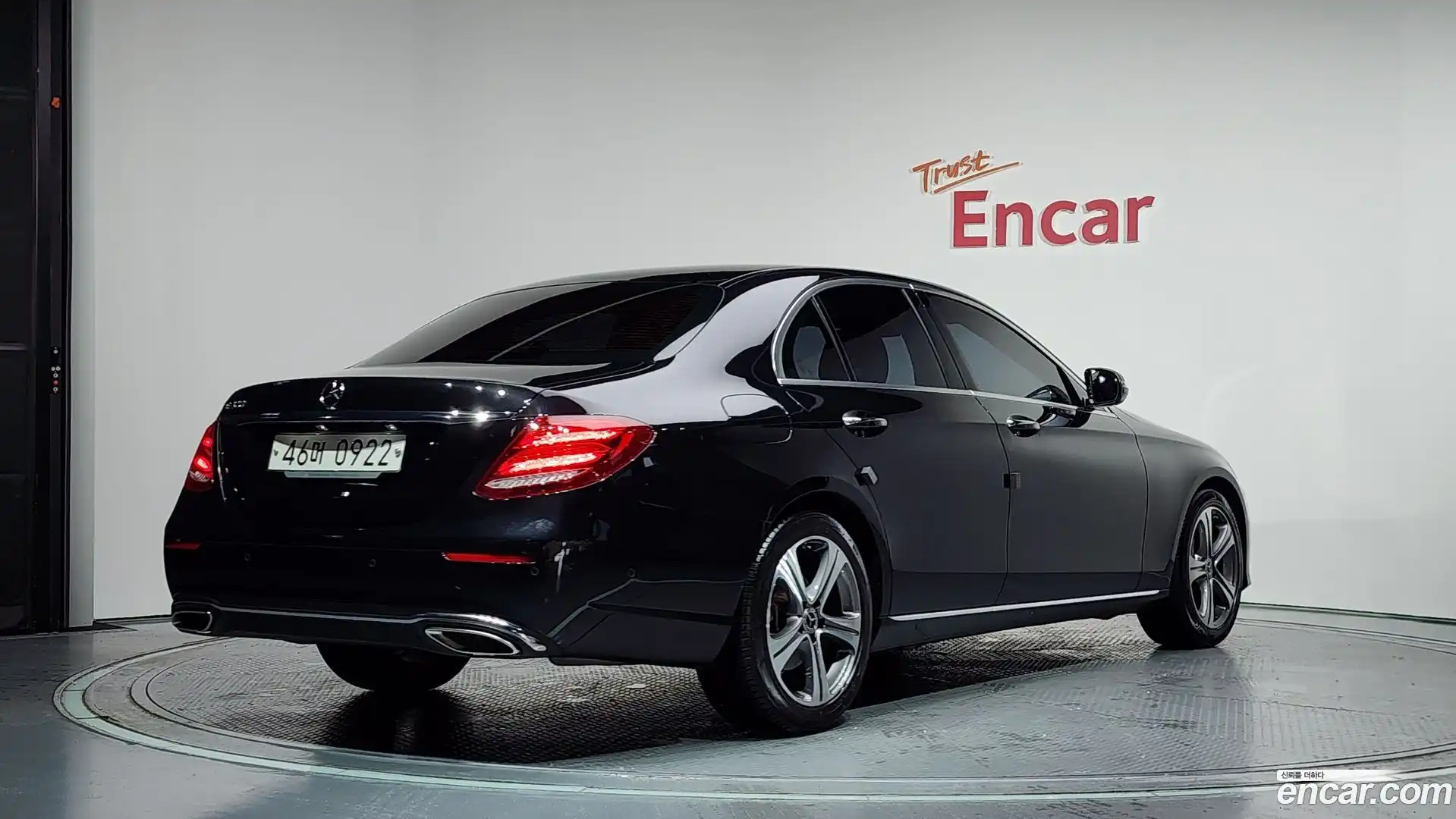 E-Class Mercedes-Benz 2019.2-OUTER-002