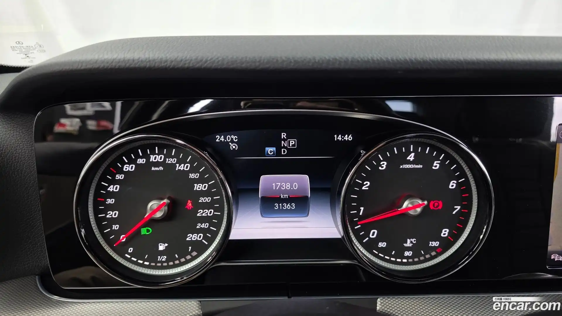 E-Class Mercedes-Benz 2019.2-INNER-008