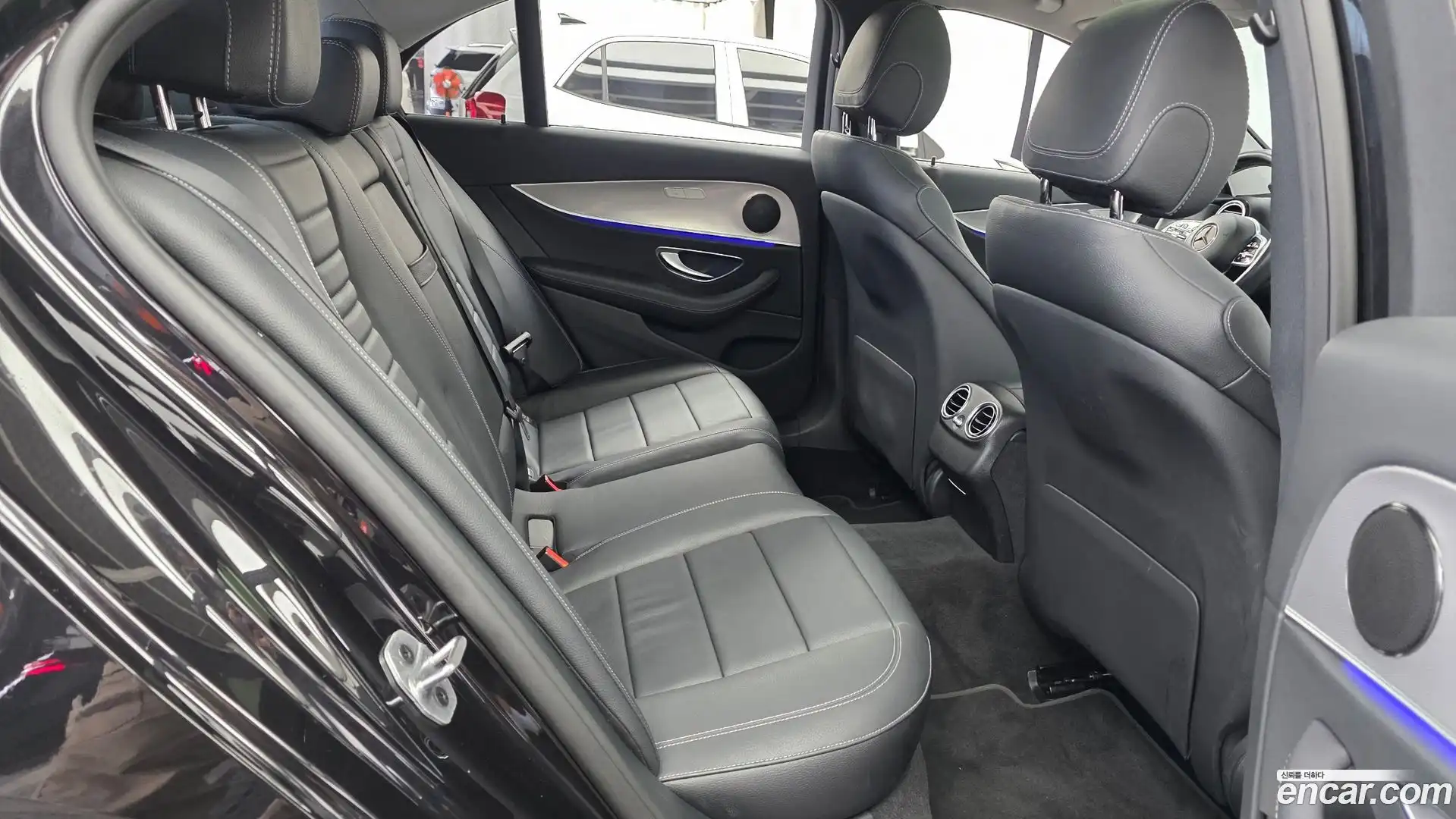 E-Class Mercedes-Benz 2019.2-OPTION-015