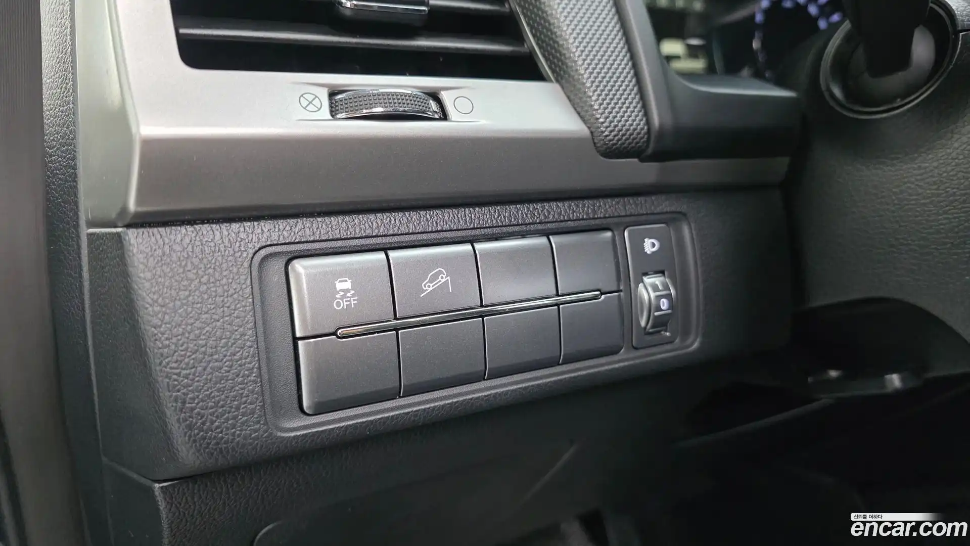 Rexton KG Mobility 2019.5-OPTION-017