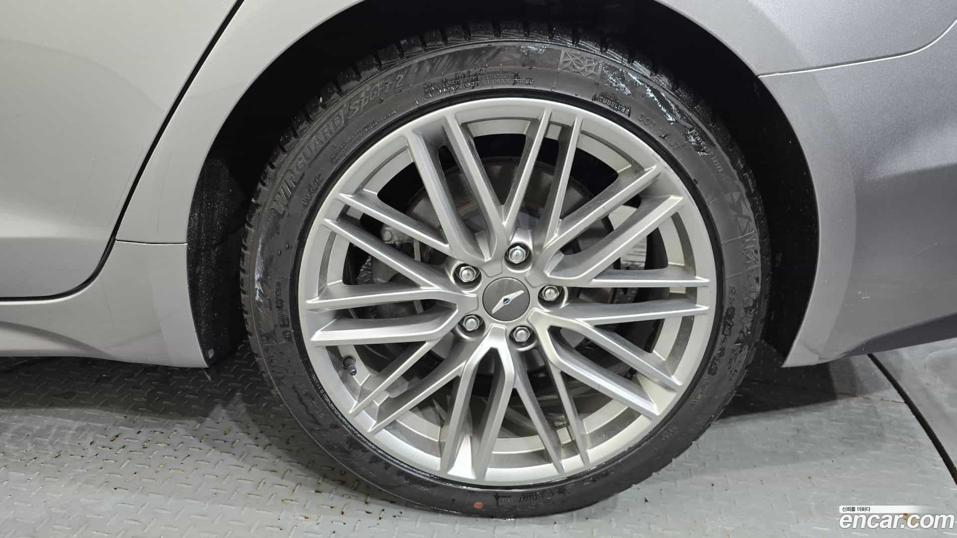 G70 Genesis 2019.11-OUTER-031
