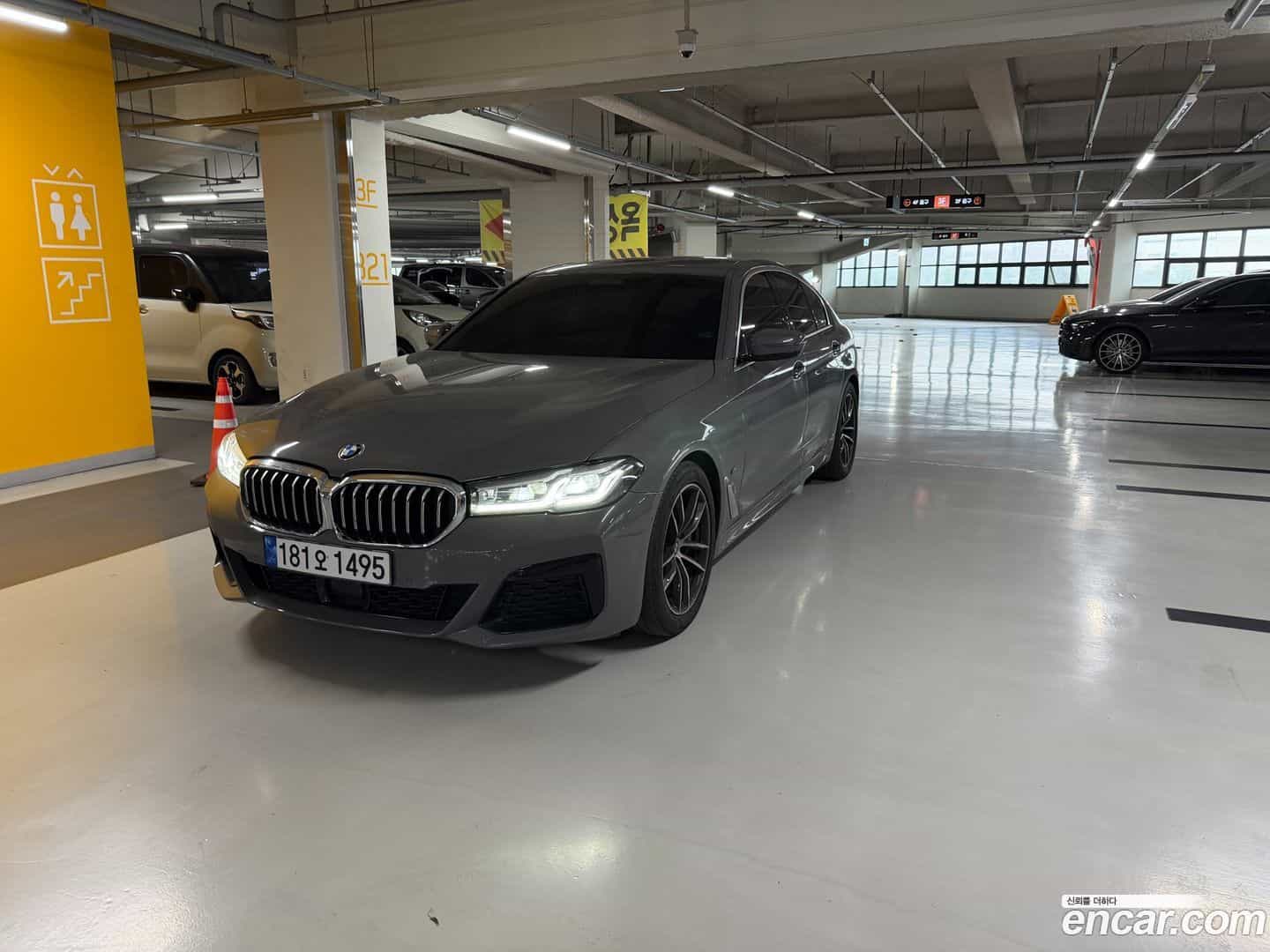 5-Series BMW 2022.5-OUTER-001