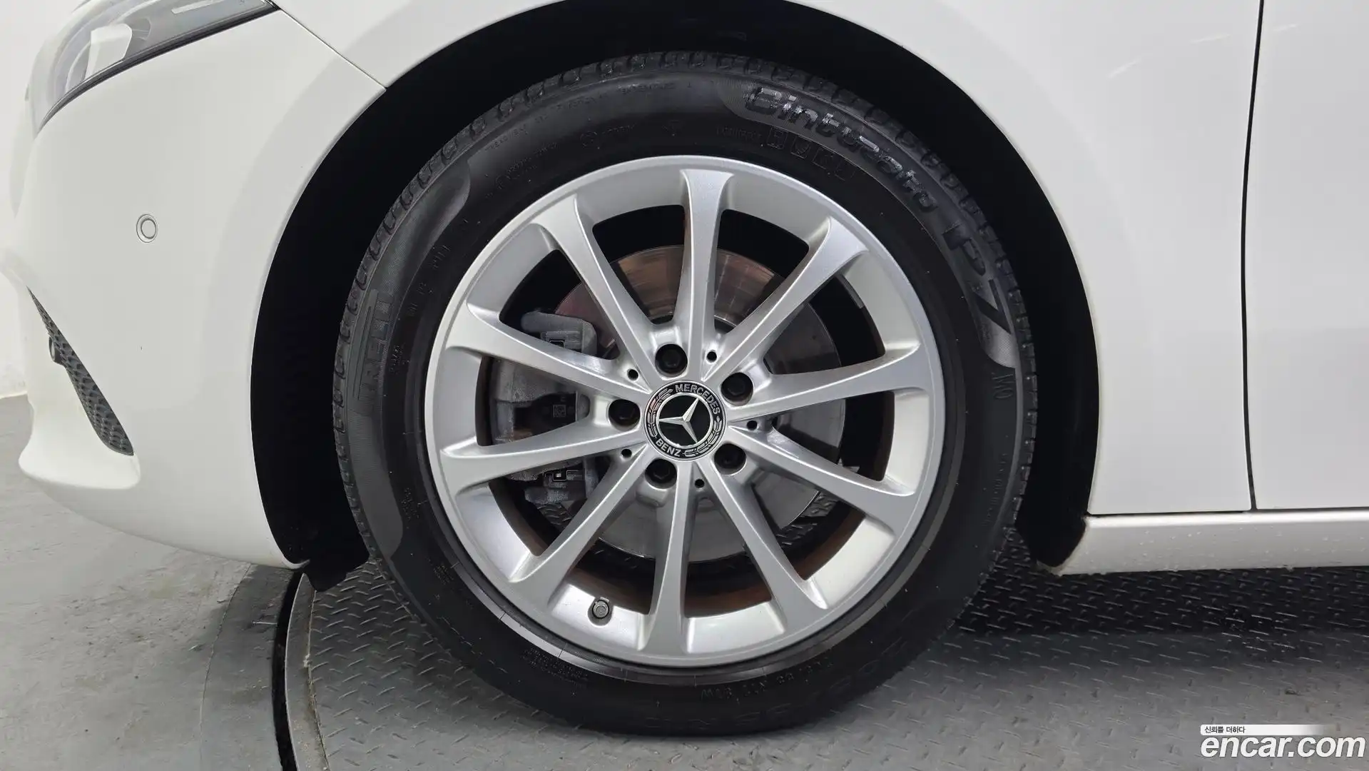 A-Class Mercedes-Benz 2020.7-OUTER-005