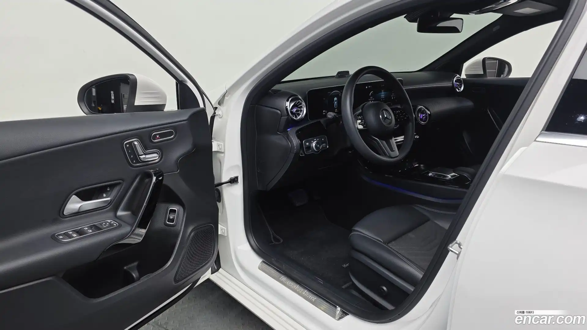 A-Class Mercedes-Benz 2020.7-INNER-010