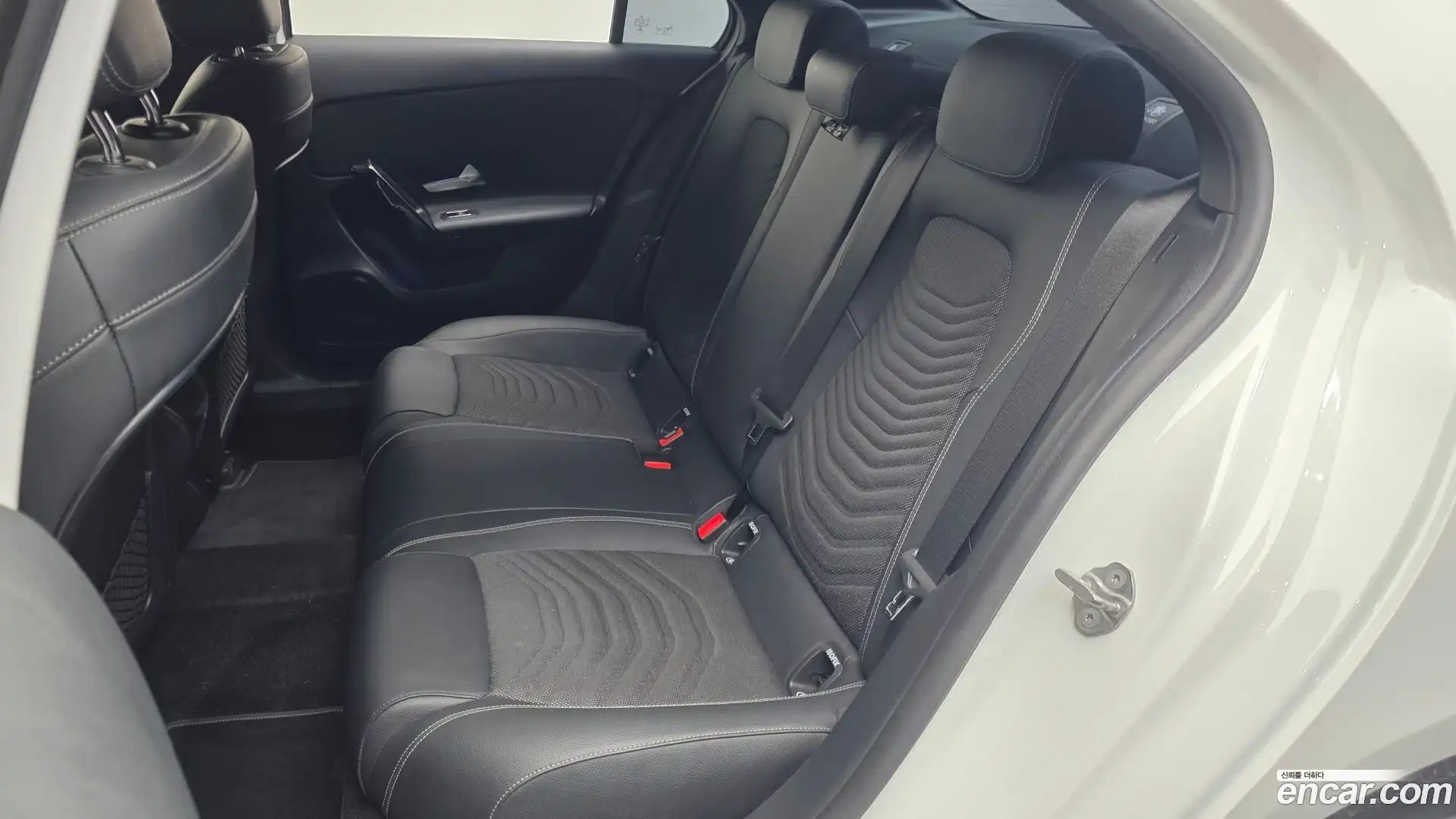 A-Class Mercedes-Benz 2020.7-INNER-036