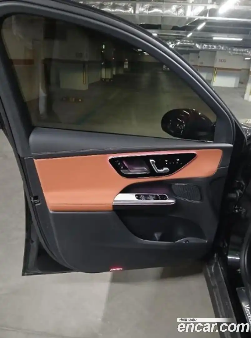 GLC-Class Mercedes-Benz 2025.11-OUTER-003