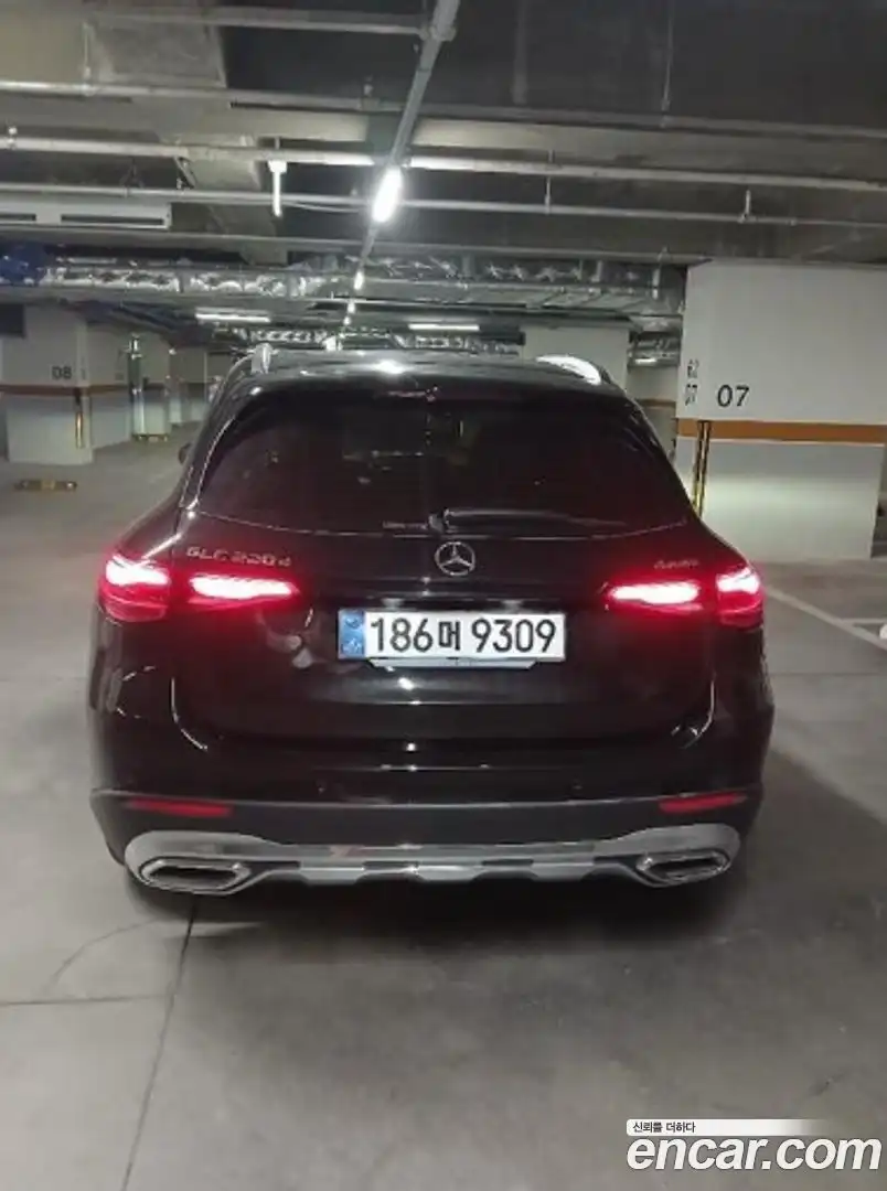 GLC-Class Mercedes-Benz 2025.11-OUTER-005