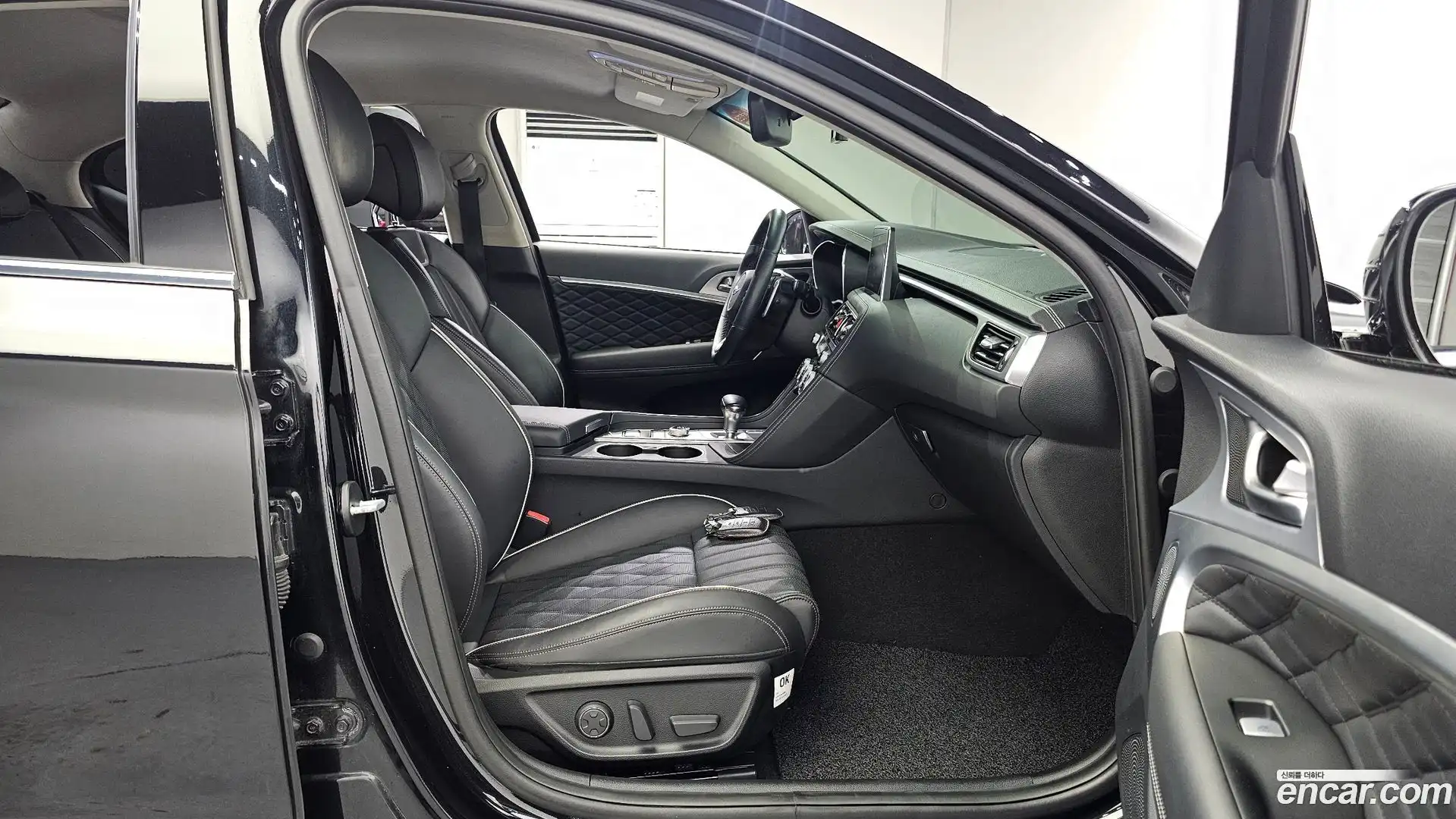 G70 Genesis 2019.6-INNER-036