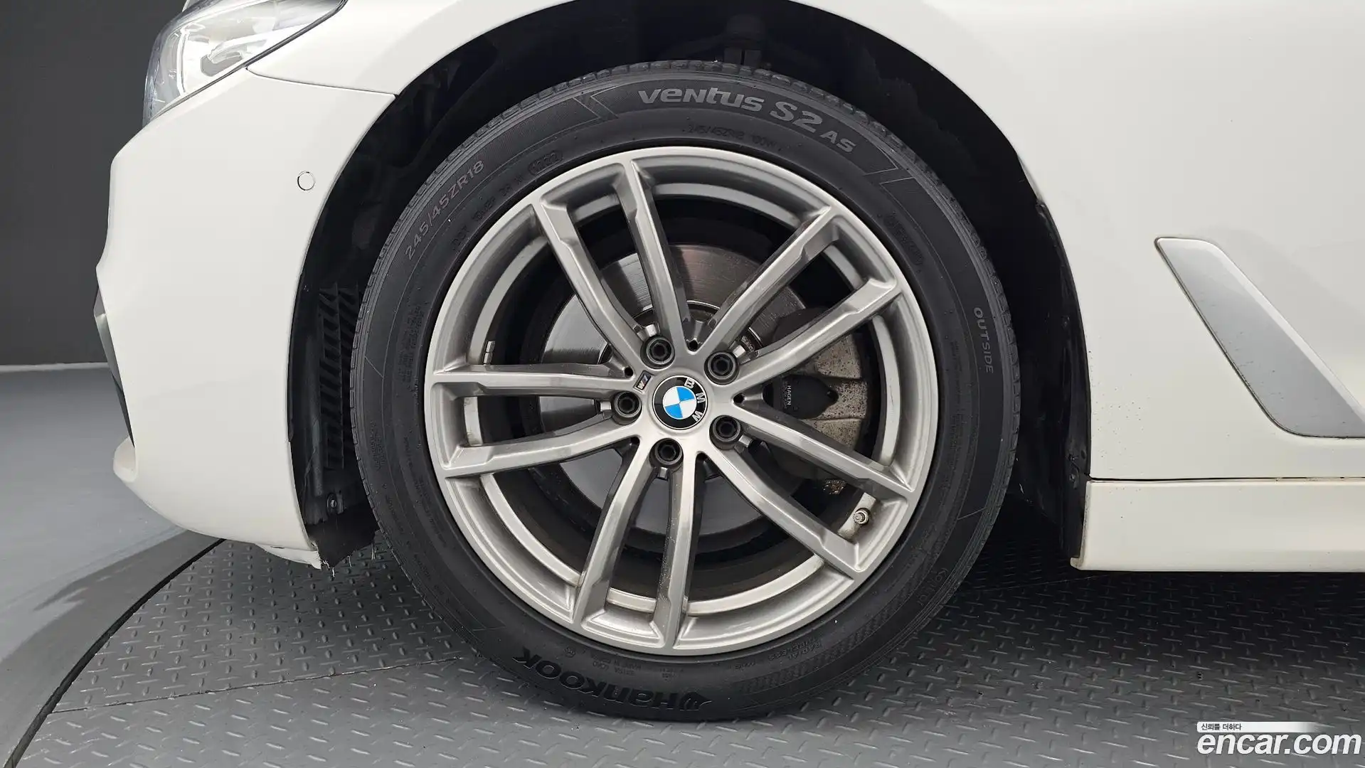 5-Series BMW 2017.10-OUTER-005