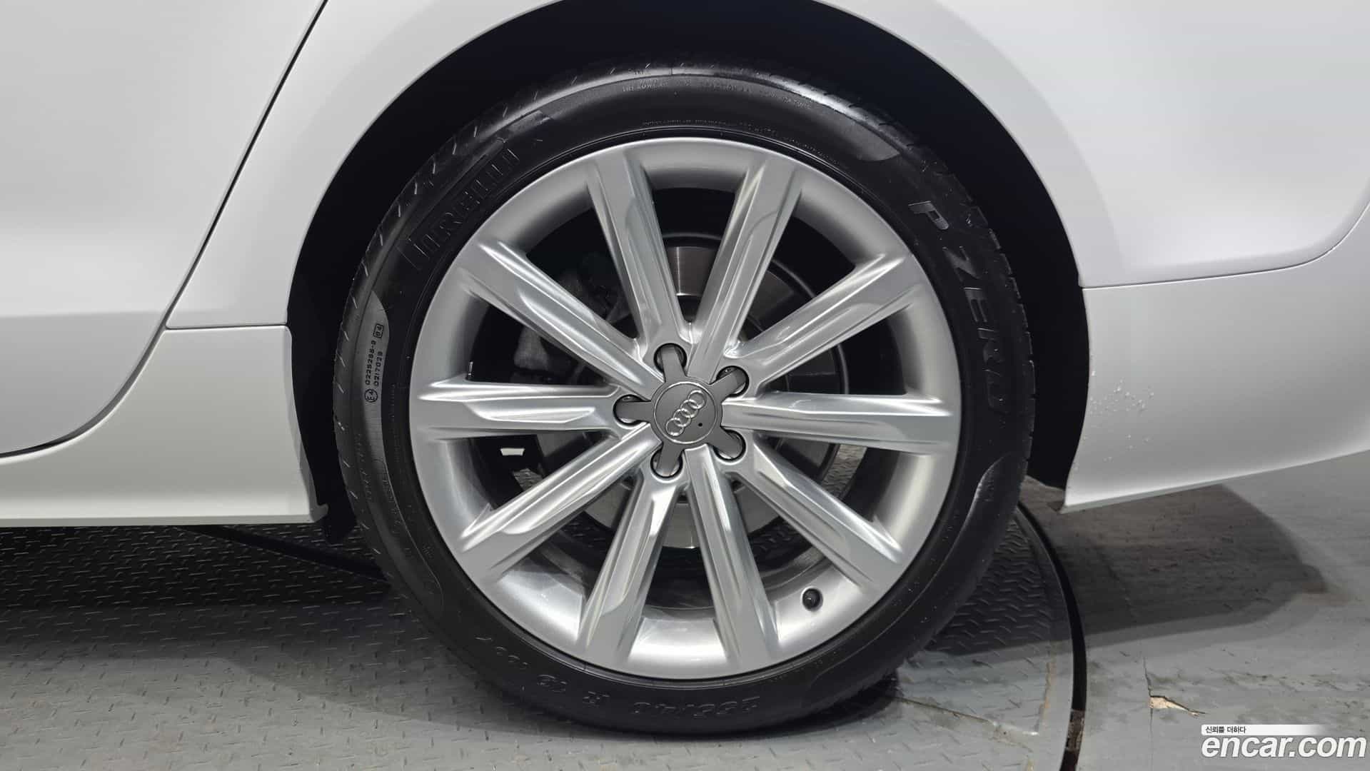 A7 Audi 2013.9-OUTER-031