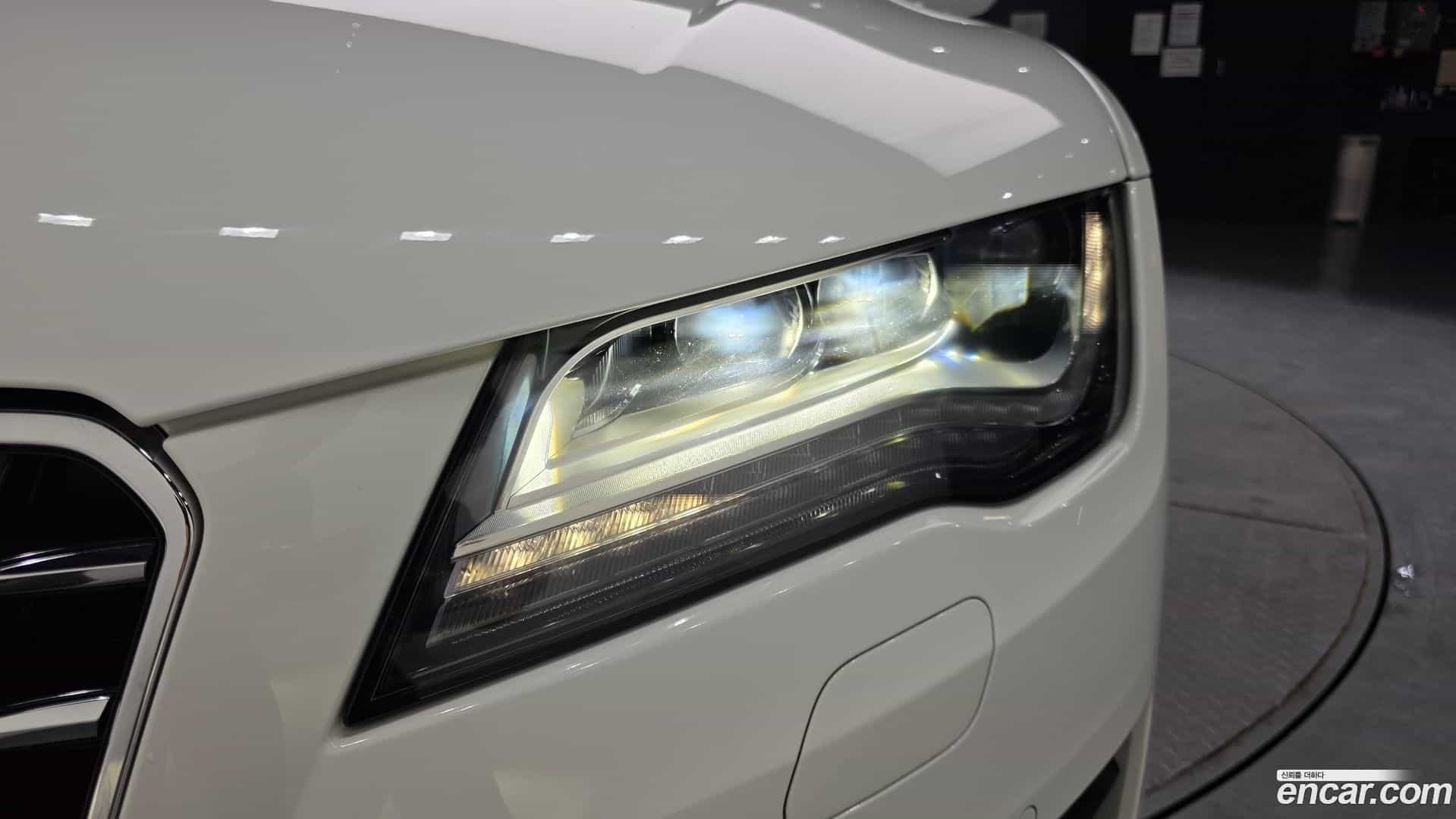 A7 Audi 2013.9-OUTER-032