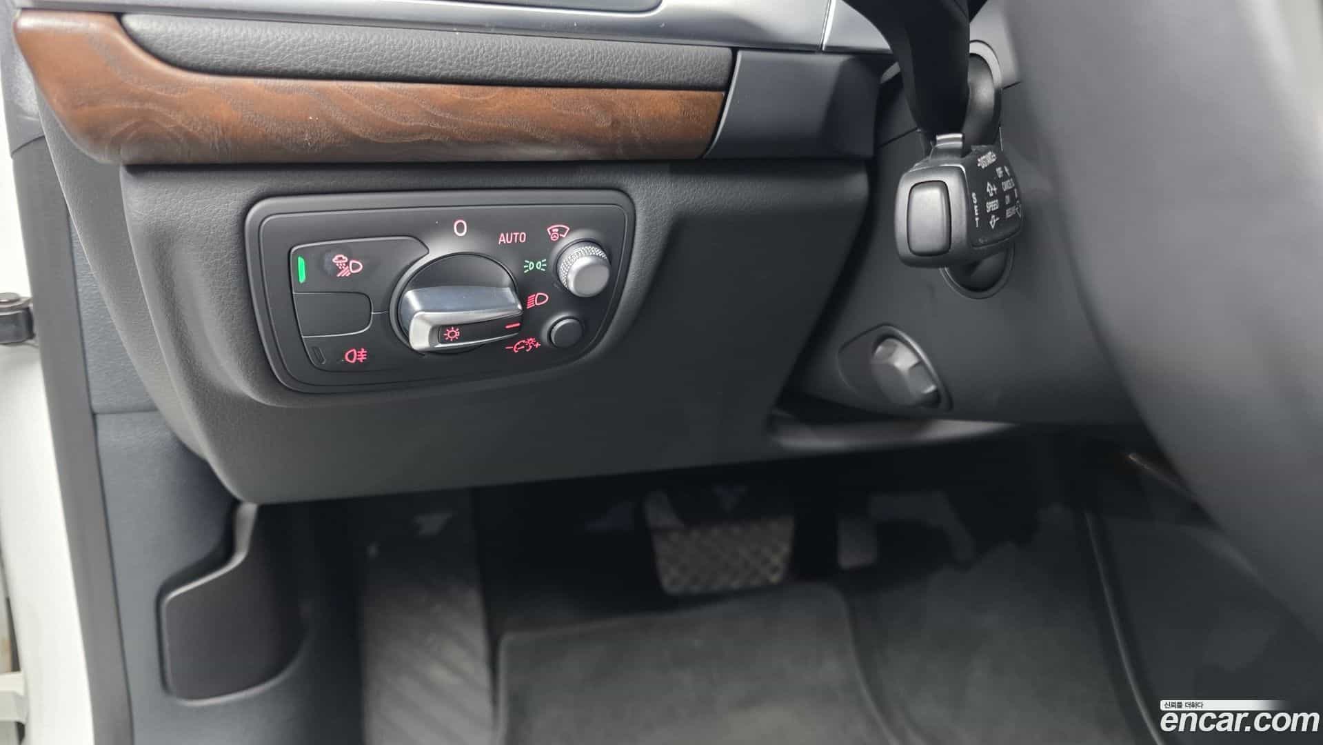 A7 Audi 2013.9-OPTION-044