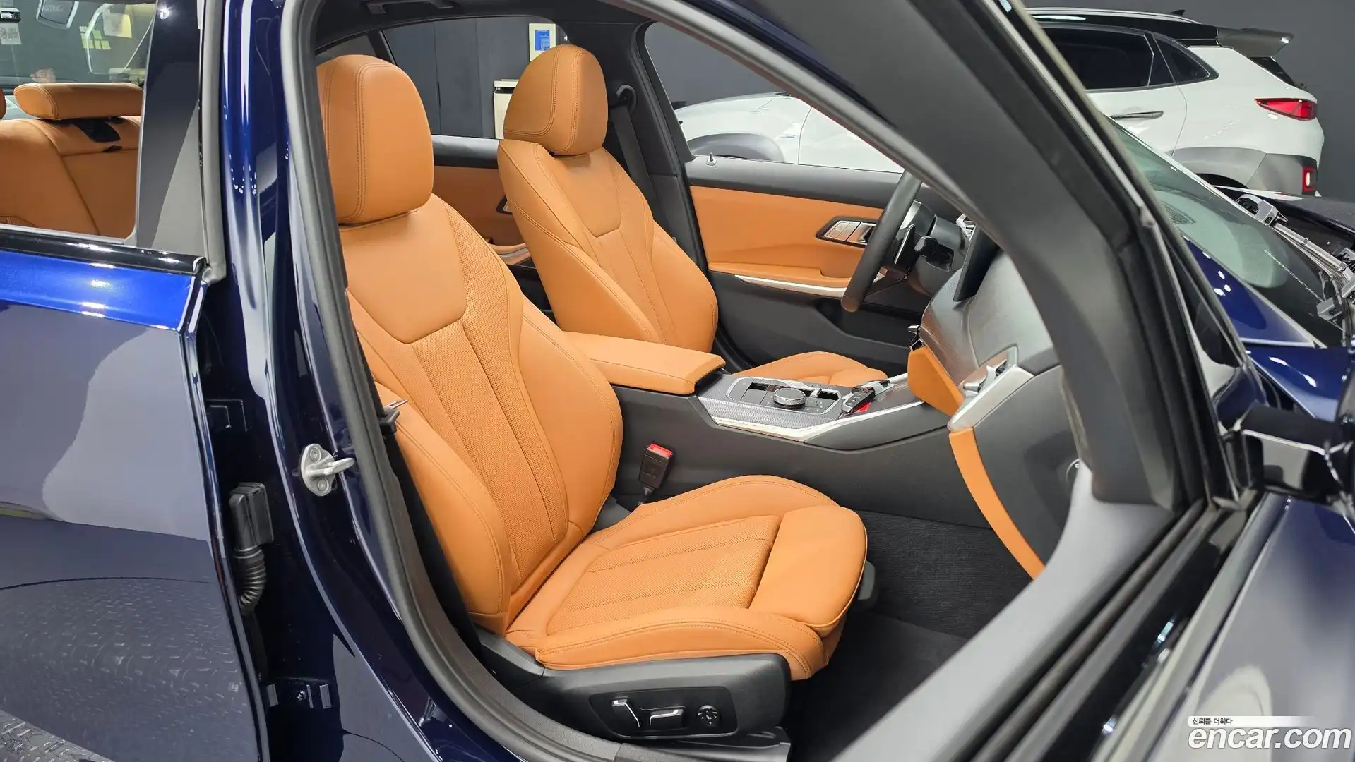 3-Series BMW 2025.8-INNER-036