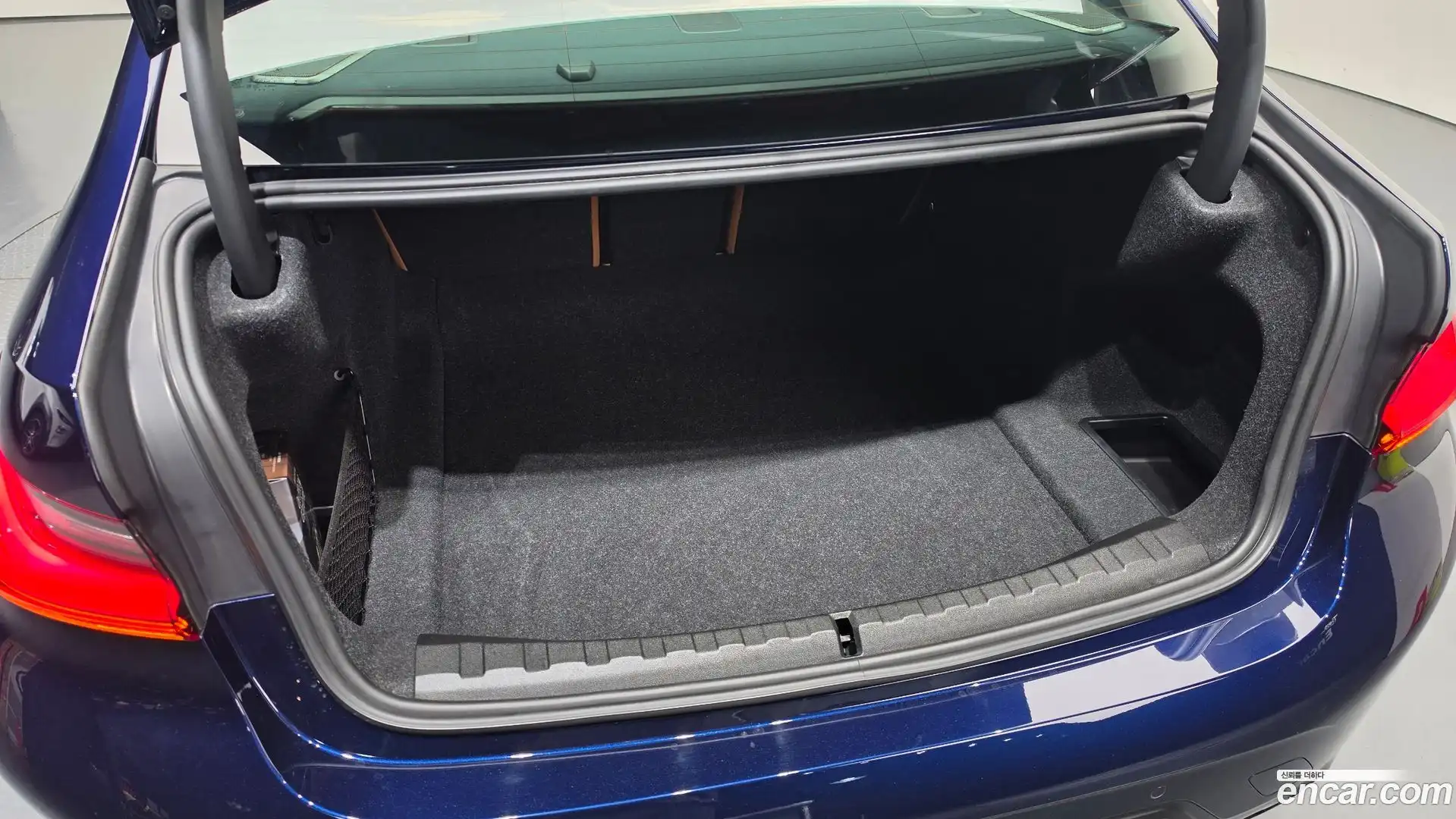 3-Series BMW 2025.8-OPTION-044