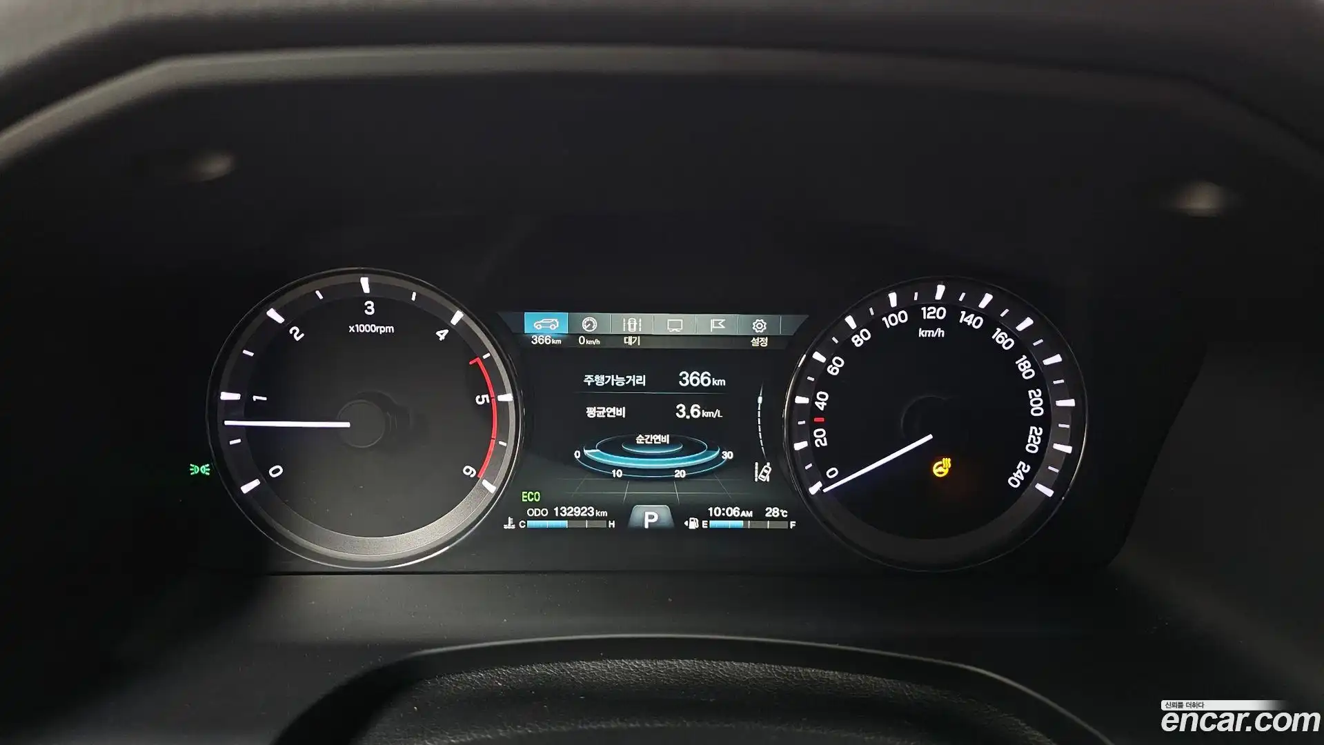 Rexton KG Mobility 2021.5-INNER-008