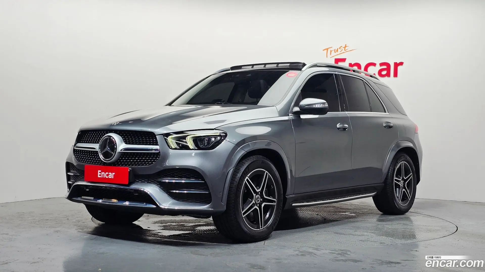 Main__Slider__Photo:GLE-Class Mercedes-Benz 2021.3-0