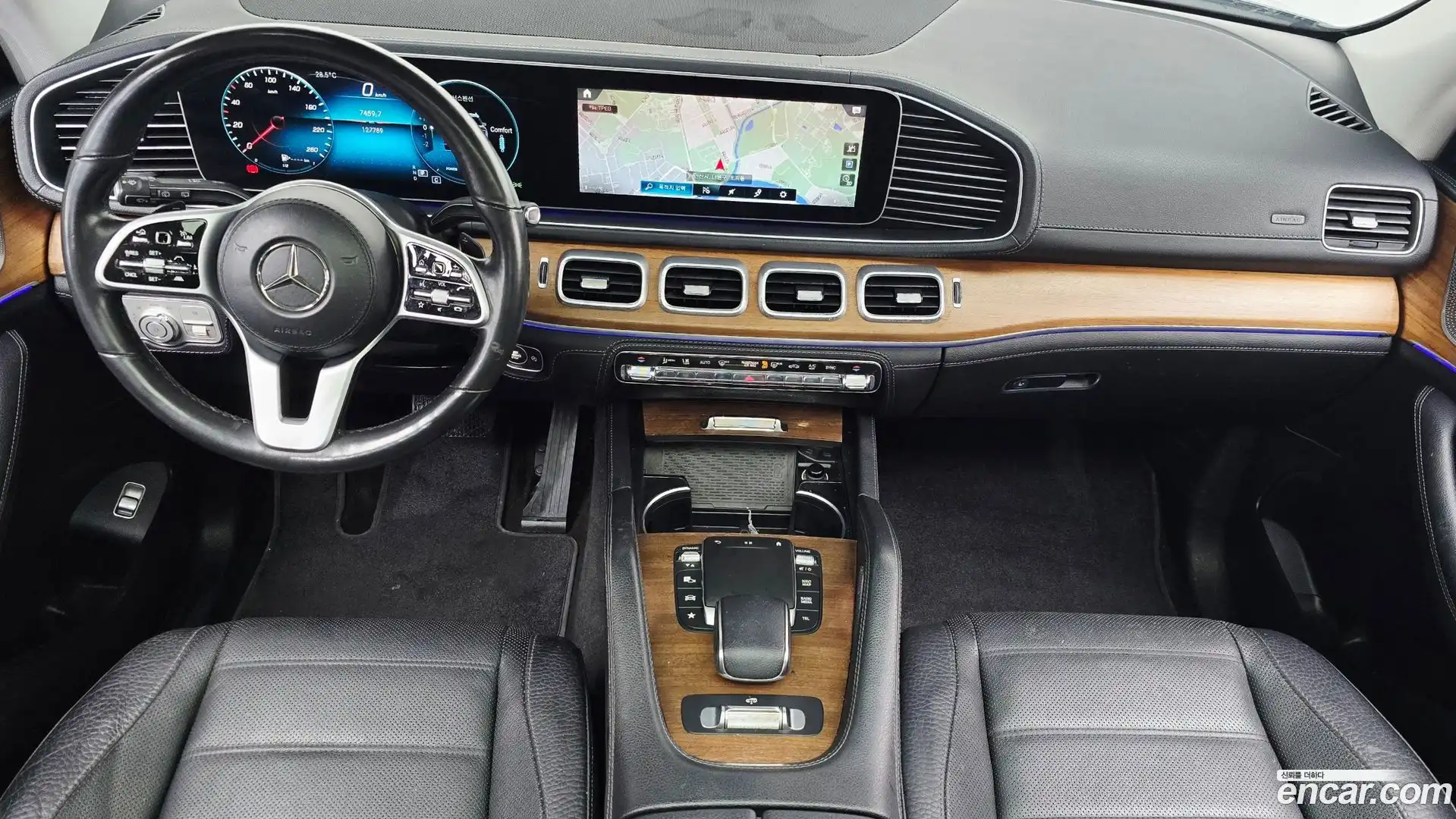 GLE-Class Mercedes-Benz 2021.3-INNER-007