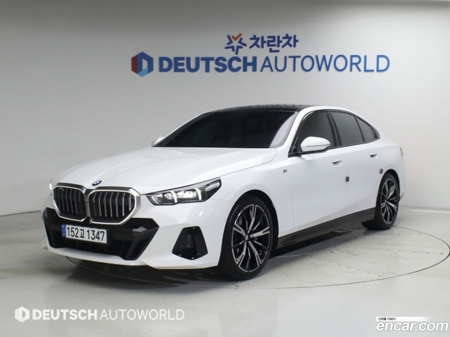 Main__Slider__Photo:5-Series BMW 2025.5-0