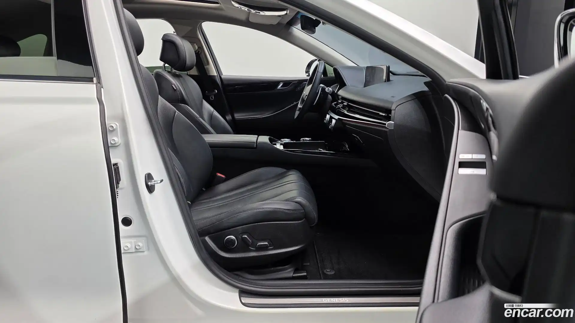 G80 Genesis 2023.9-INNER-036