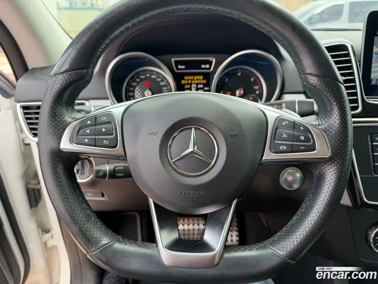 GLE-Class Mercedes-Benz 2018.3-OPTION-015