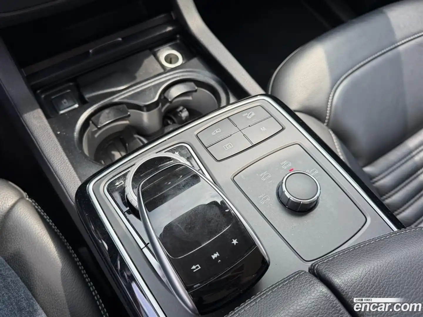 GLE-Class Mercedes-Benz 2018.3-OPTION-017