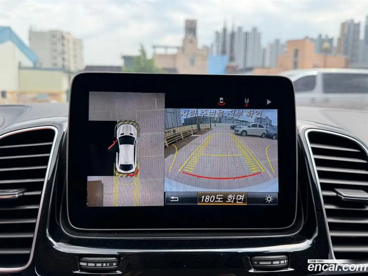 GLE-Class Mercedes-Benz 2018.3-OPTION-021