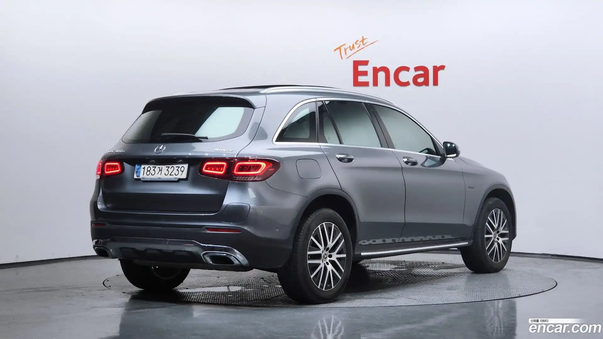 GLC-Class Mercedes-Benz 2021.0-OUTER-002
