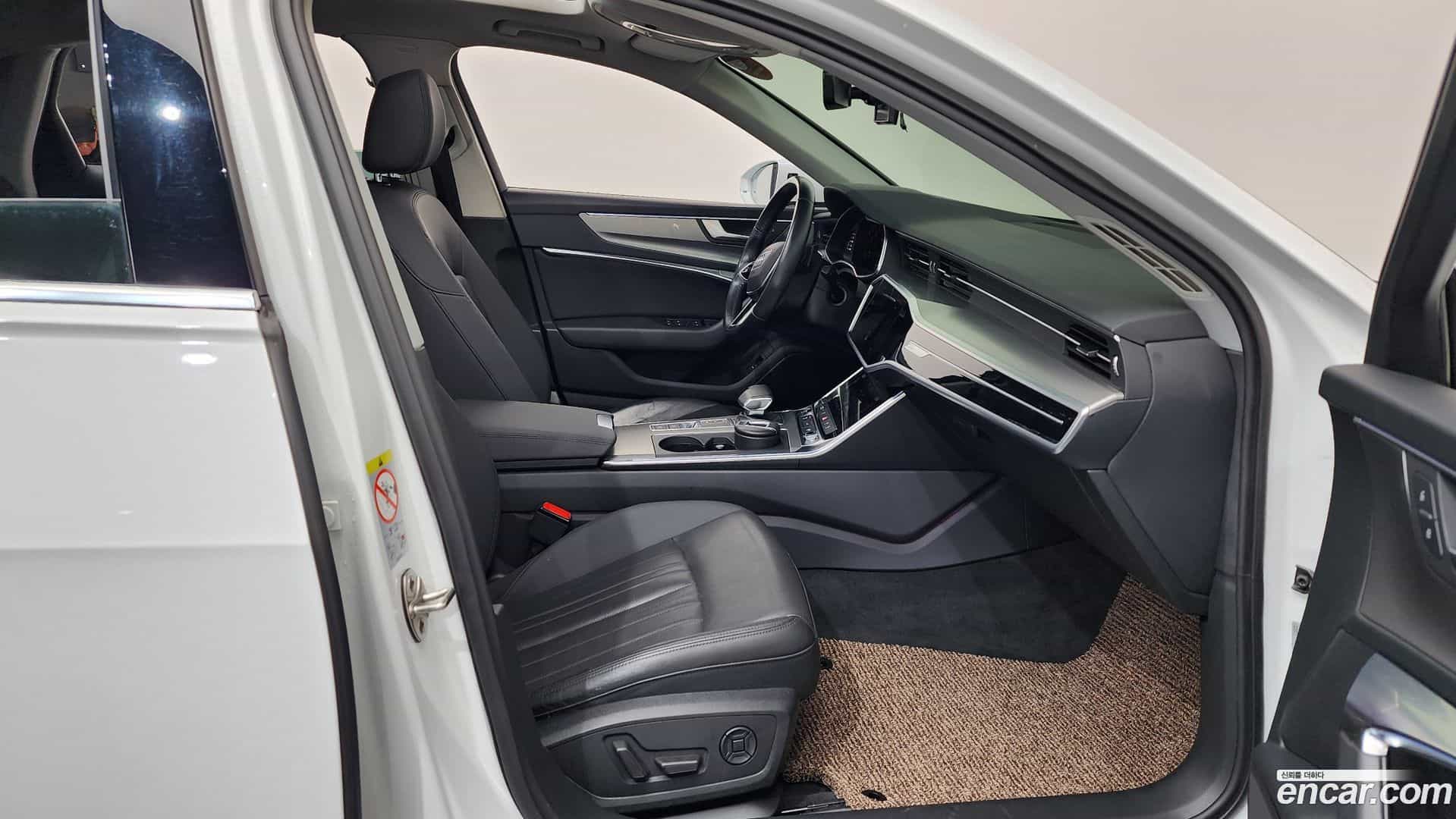 A6 Audi 2021.1-INNER-036