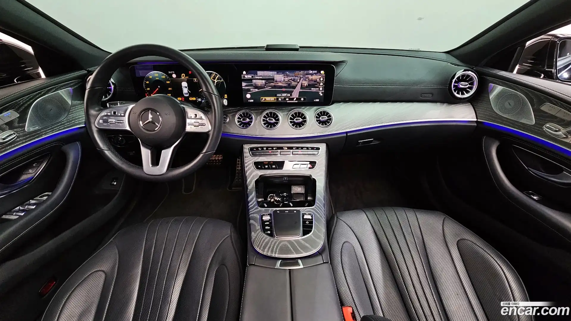 CLS-Class Mercedes-Benz 2021.1-INNER-007