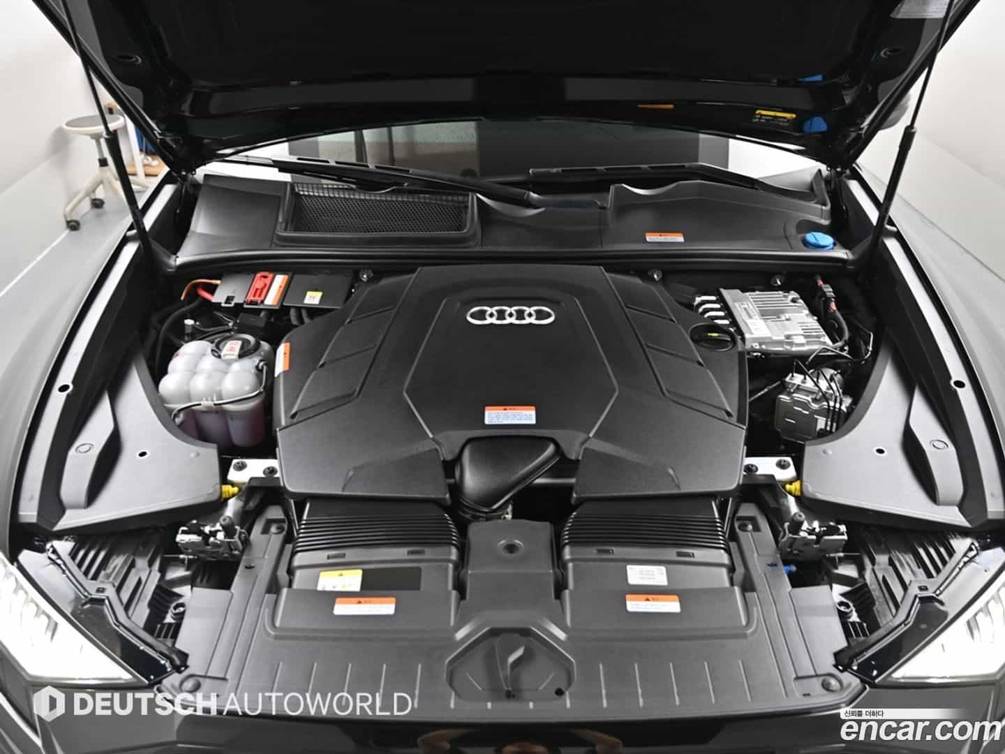 Q8 Audi 2023.11-OUTER-006