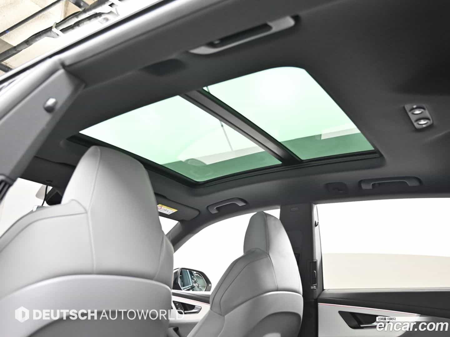Q8 Audi 2023.11-OPTION-022