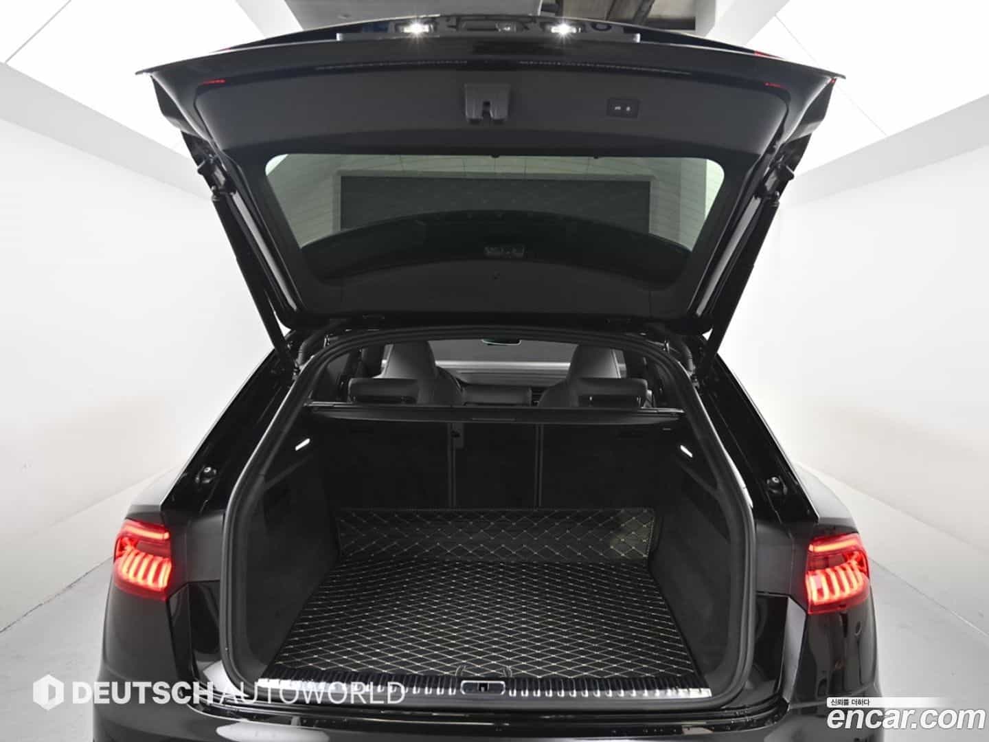 Q8 Audi 2023.11-OPTION-023