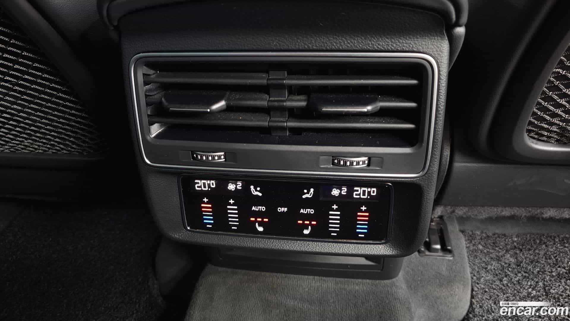 Q8 Audi 2021.2-OPTION-023