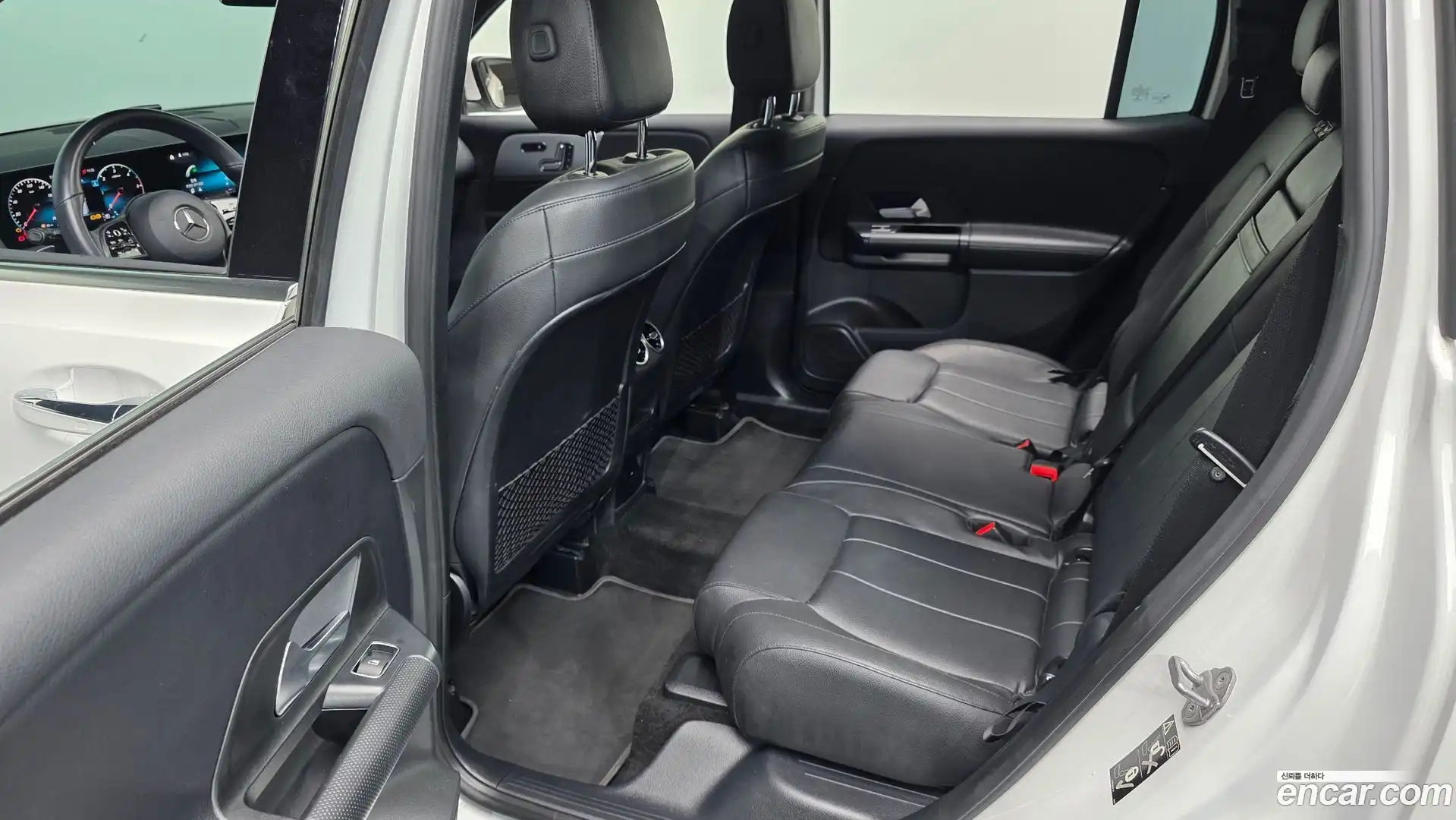GLB-Class Mercedes-Benz 2021.9-OPTION-016