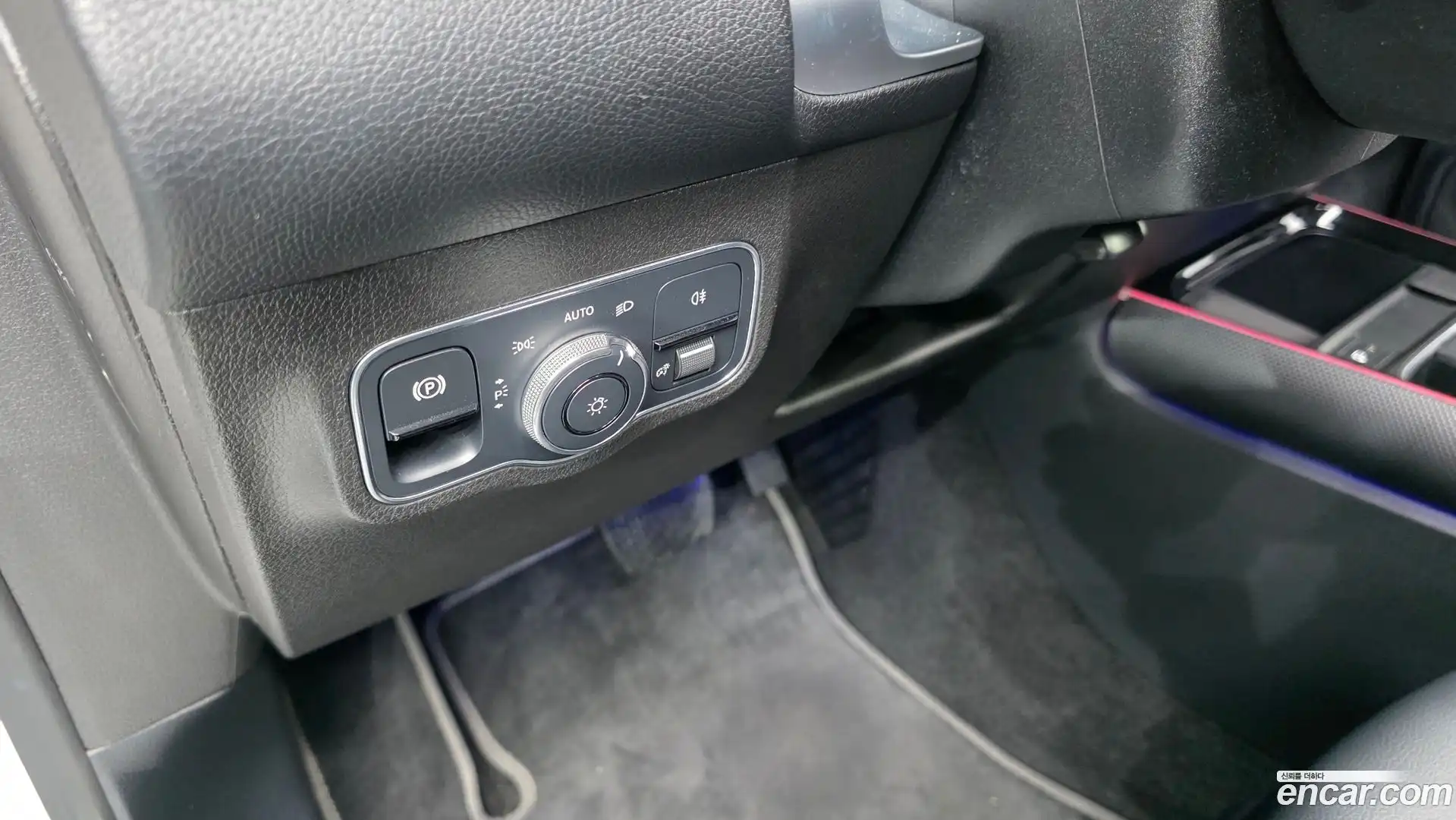 GLB-Class Mercedes-Benz 2021.9-OPTION-023