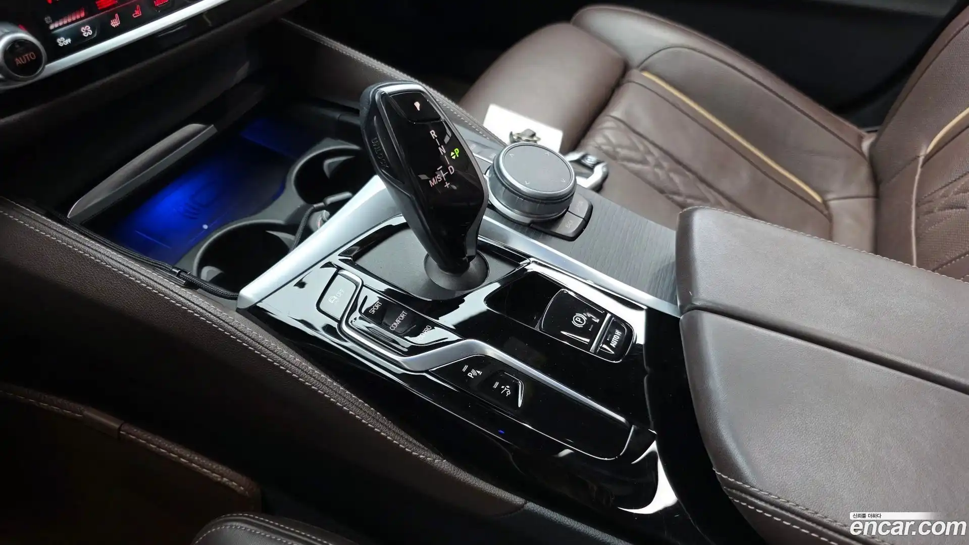 Gran Turismo BMW 2022.0-INNER-009