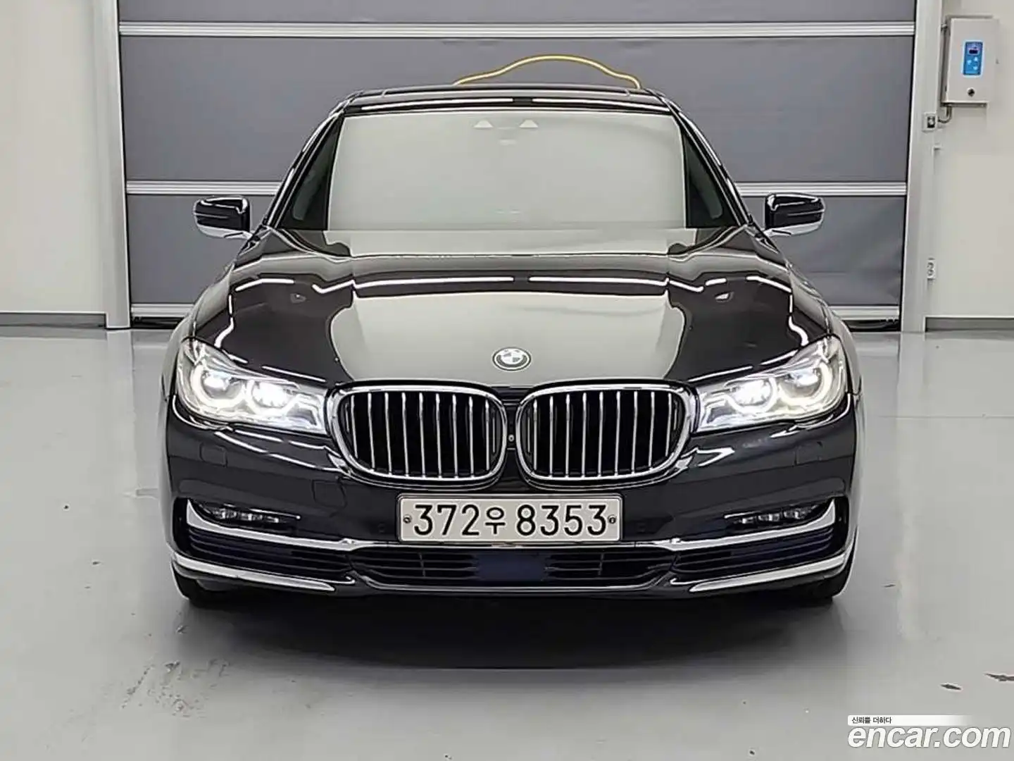 7-Series BMW 2015.9-OUTER-002