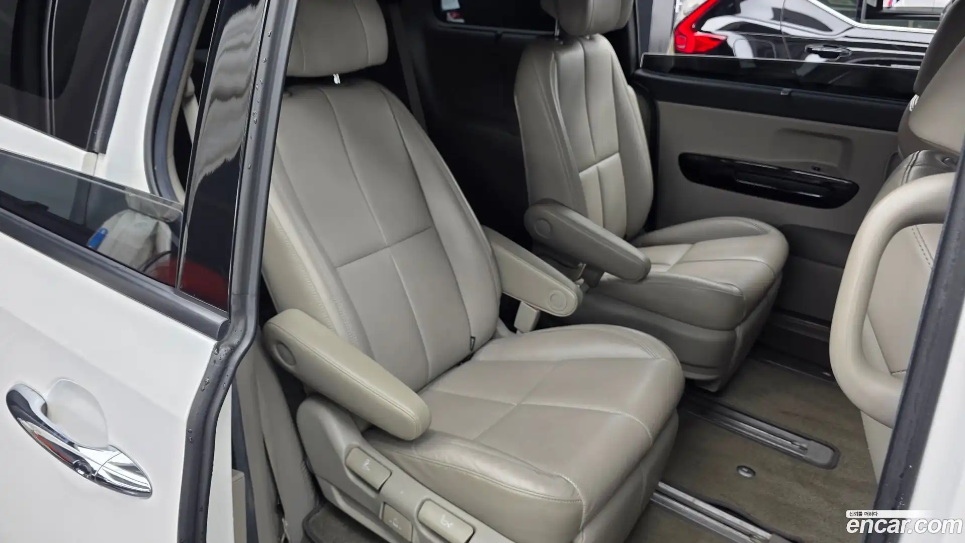 Canival Kia 2019.4-OPTION-016