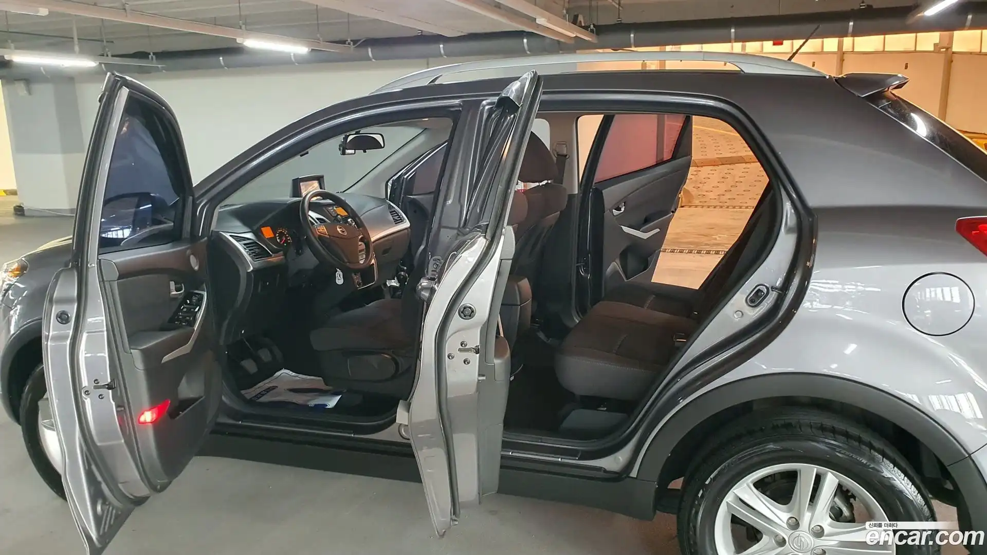 KORANDO KG Mobility 2014.5-OPTION-022