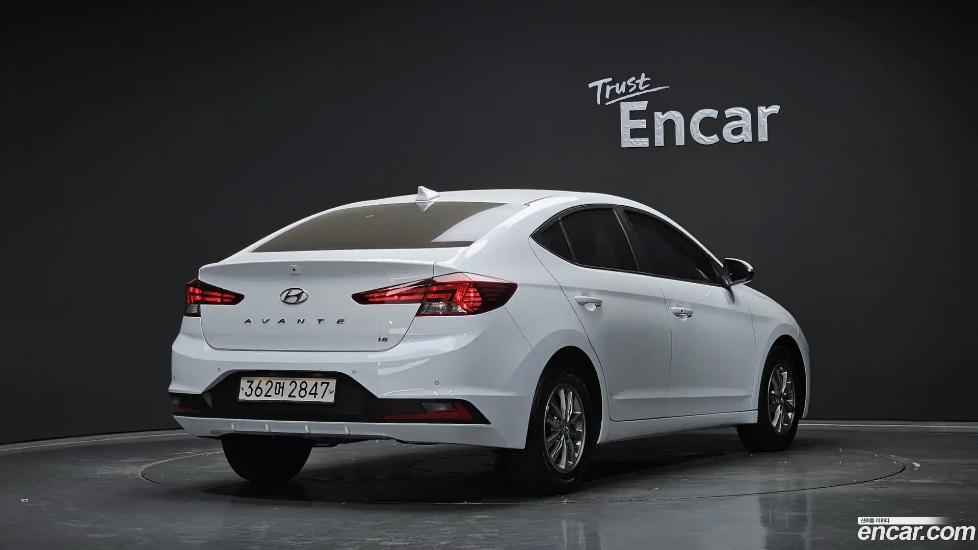 AVANTE Hyundai 2020.0-OUTER-002