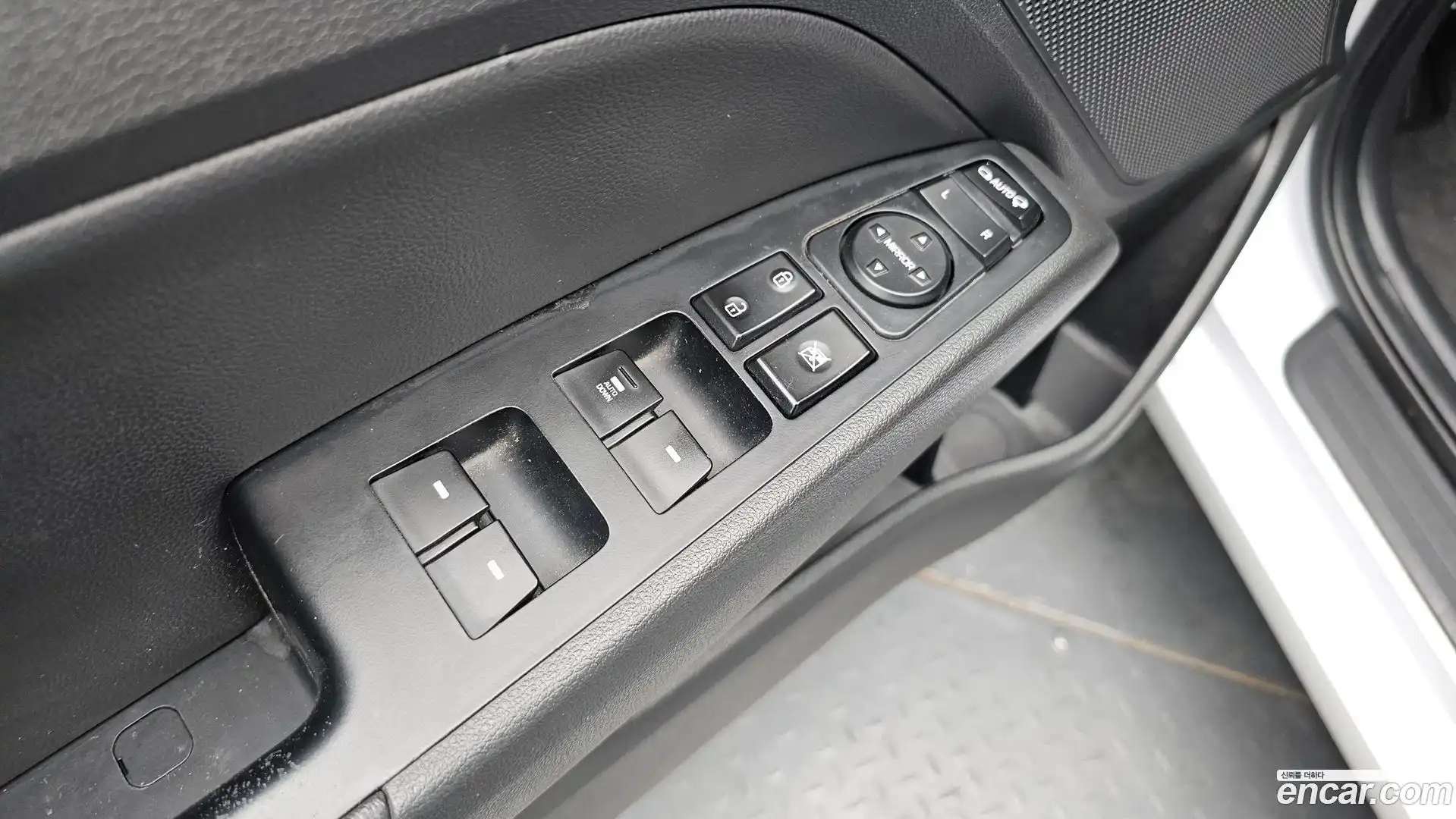 AVANTE Hyundai 2020.0-OPTION-023