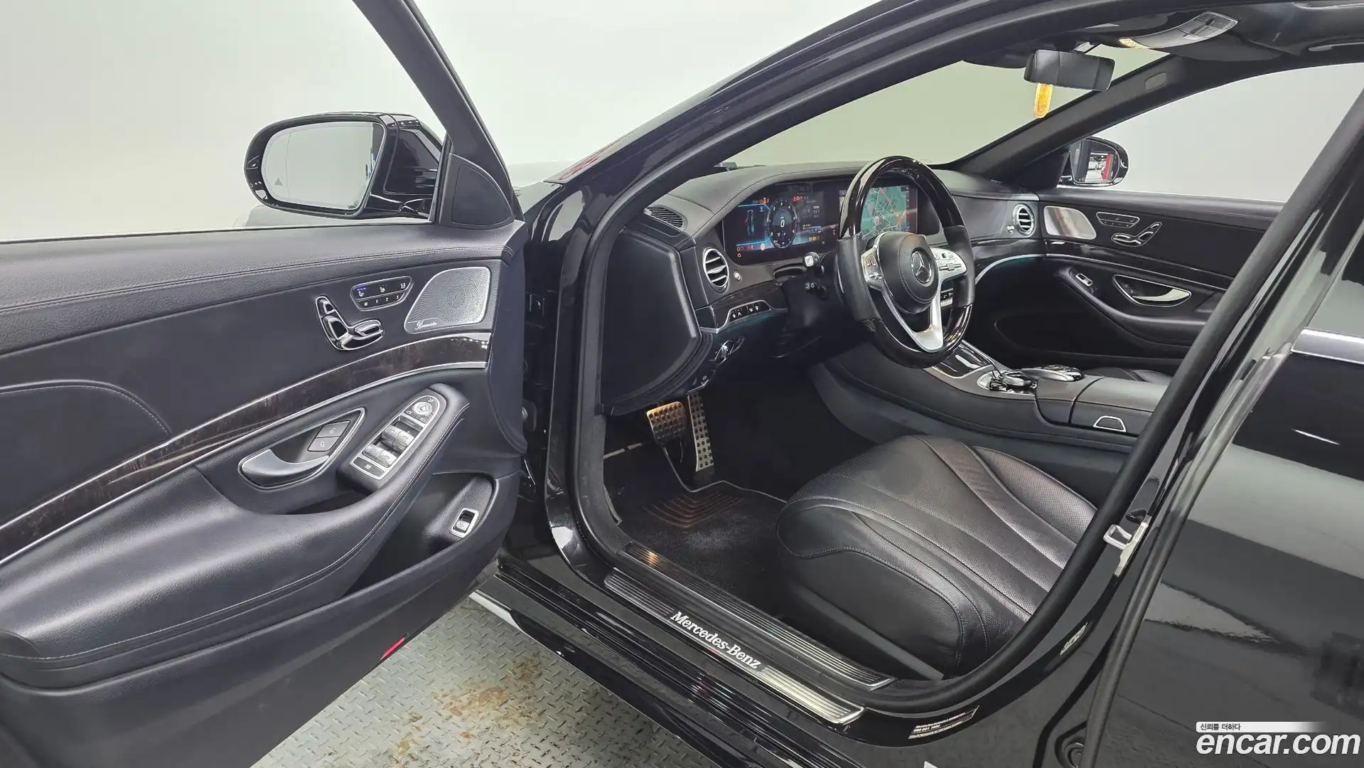 S-Class Mercedes-Benz 2019.11-INNER-010